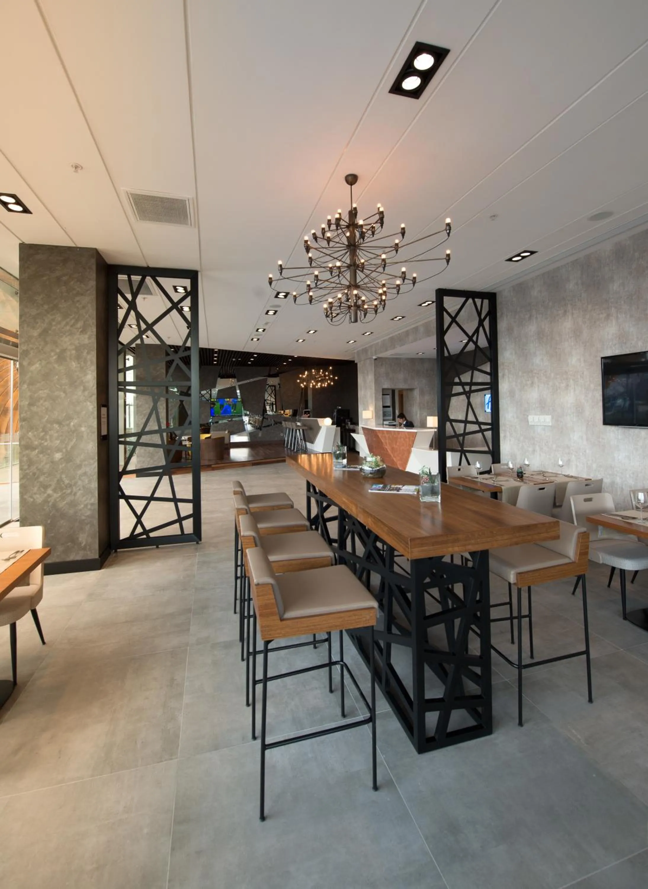 Restaurant/places to eat in Liv City Hotels