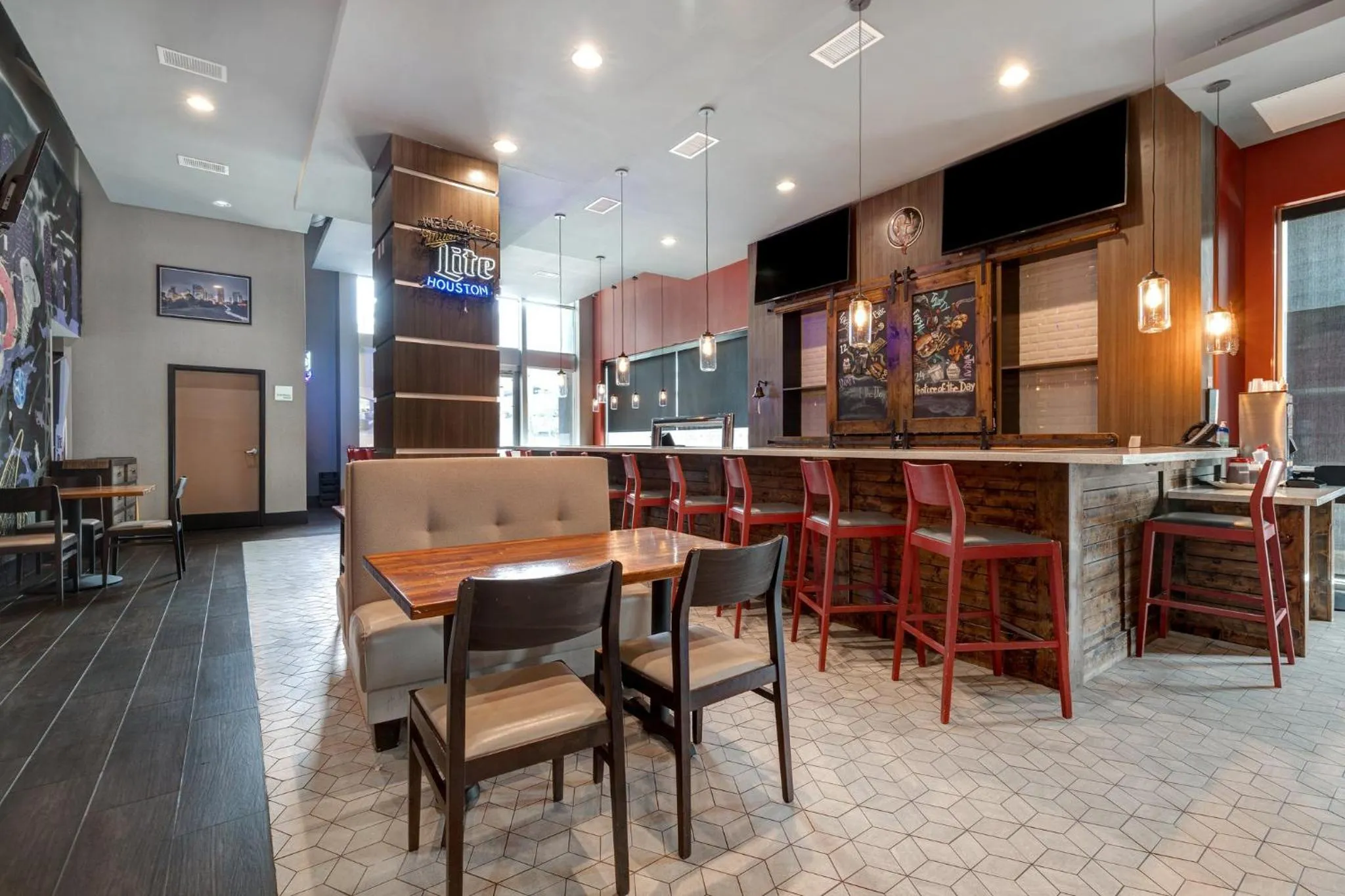 Restaurant/places to eat in Holiday Inn Houston Downtown by IHG