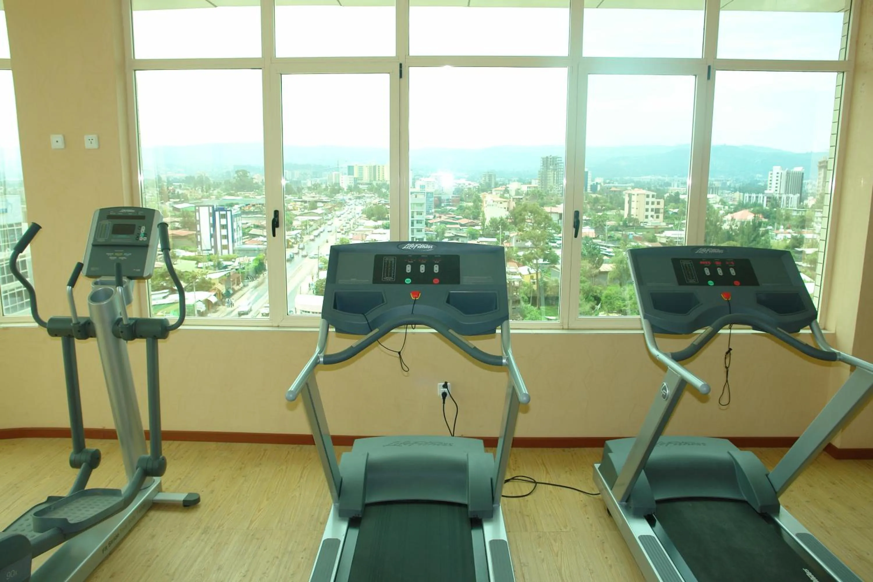 Fitness centre/facilities in Dreamliner Hotel