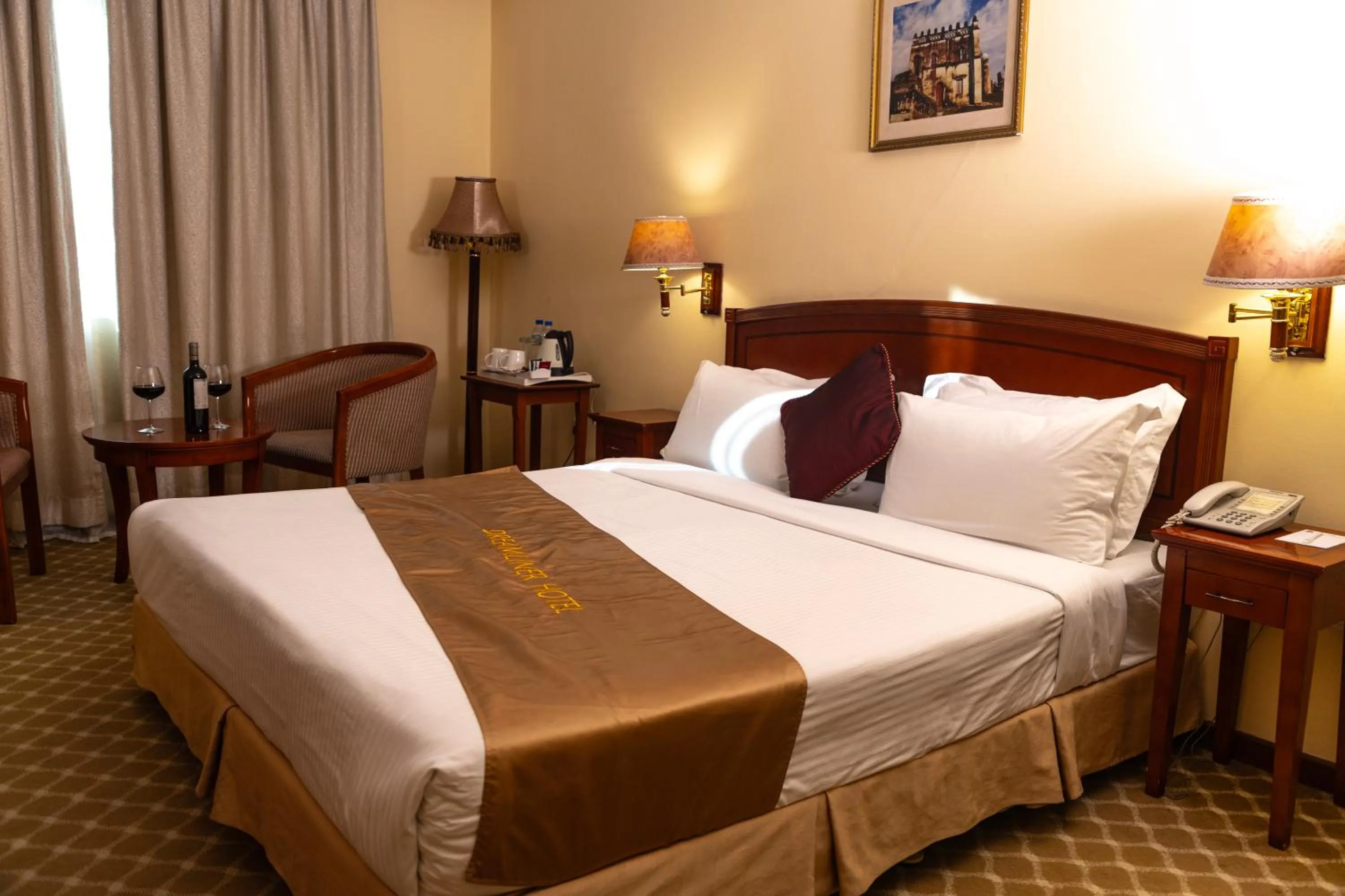 Bedroom, Bed in Dreamliner Hotel