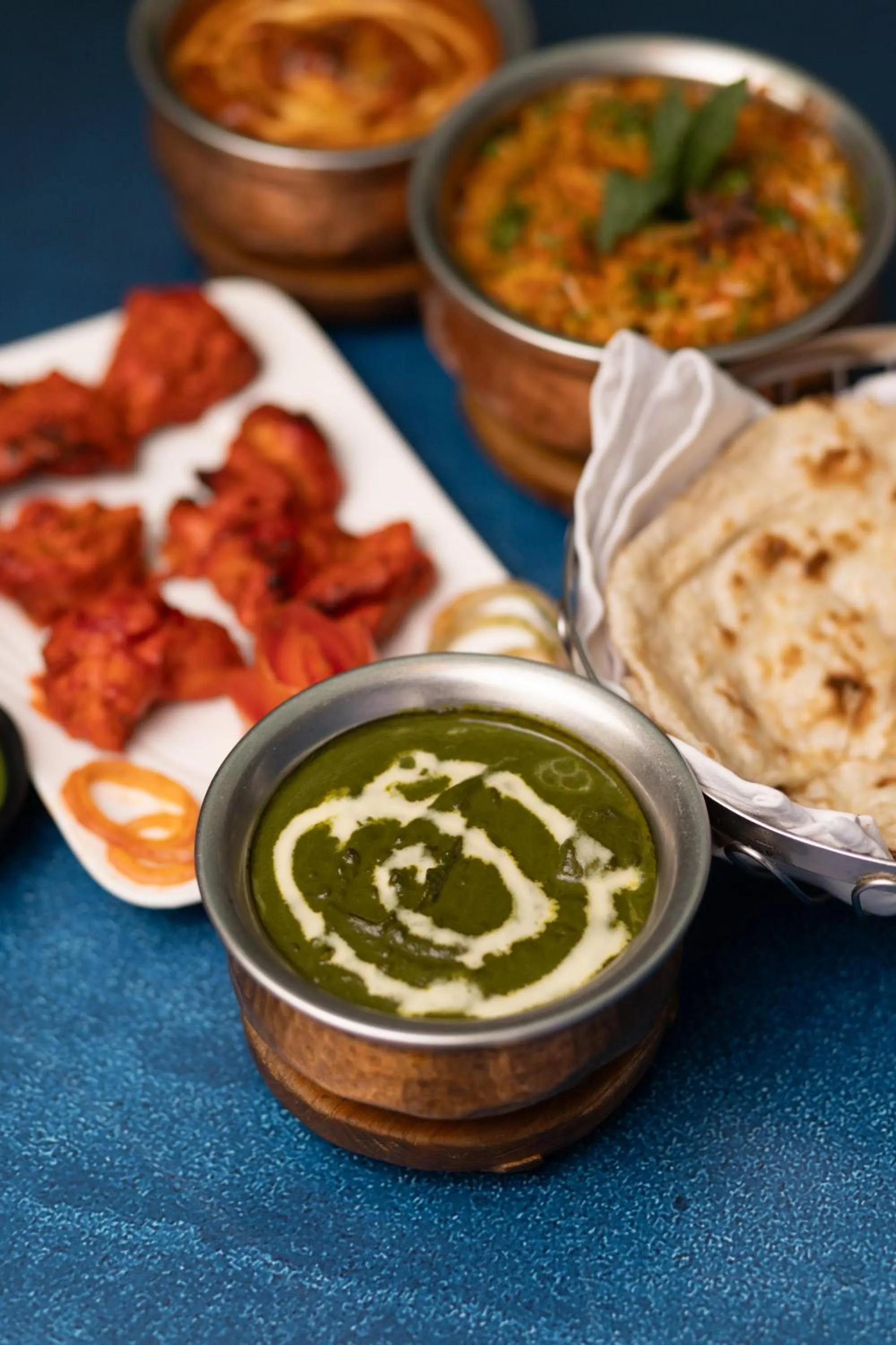 Restaurant/places to eat in Dreamliner Hotel