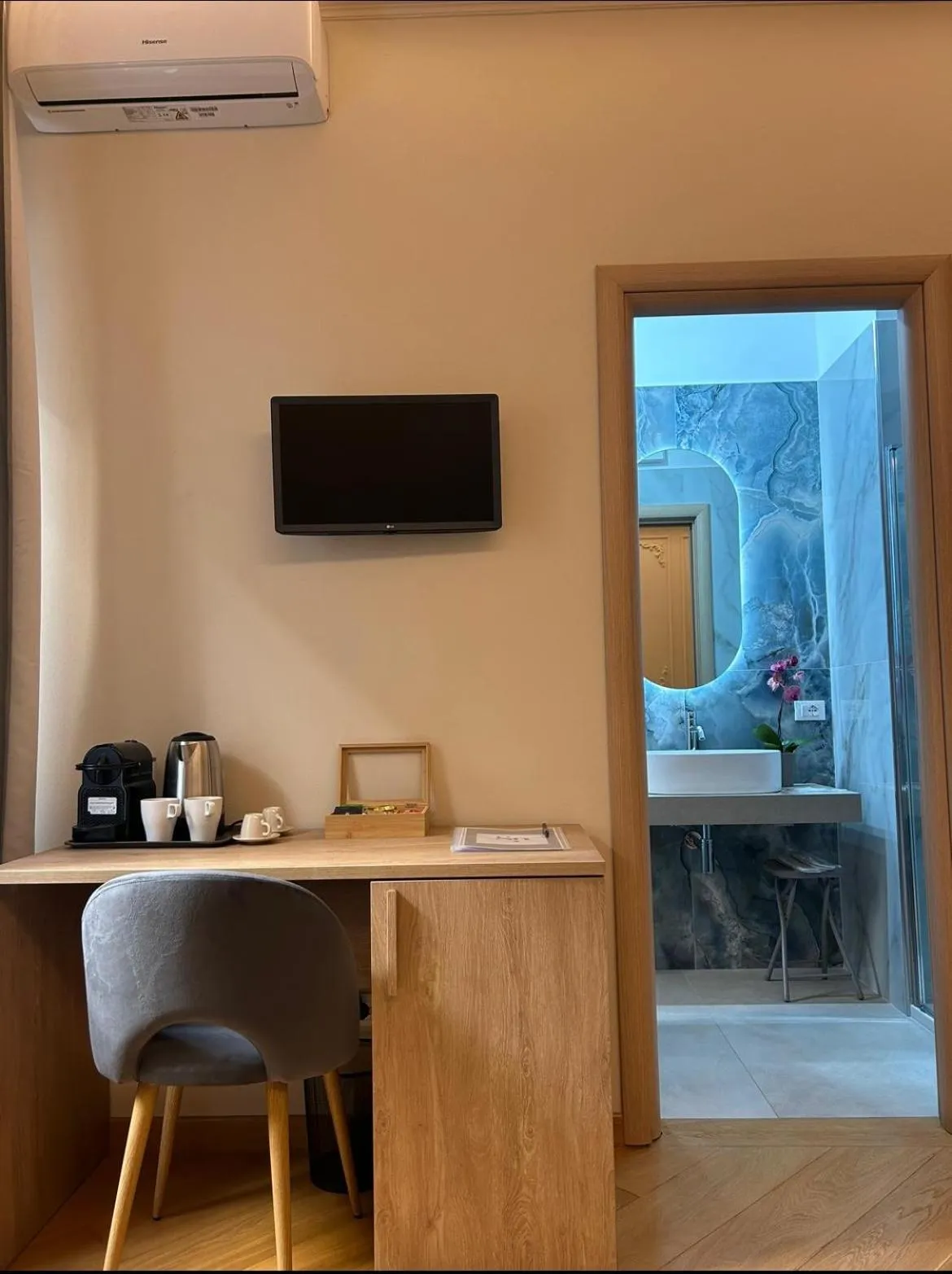 Coffee/tea facilities in Sea Pearl Luxury Rooms