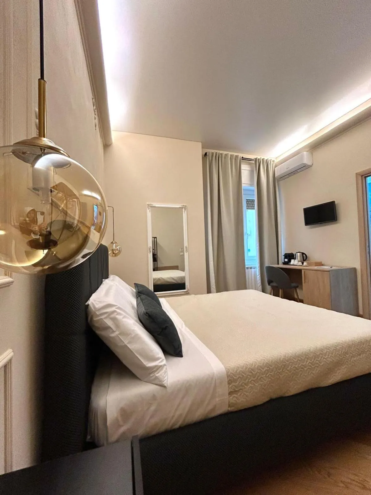 Bed in Sea Pearl Luxury Rooms