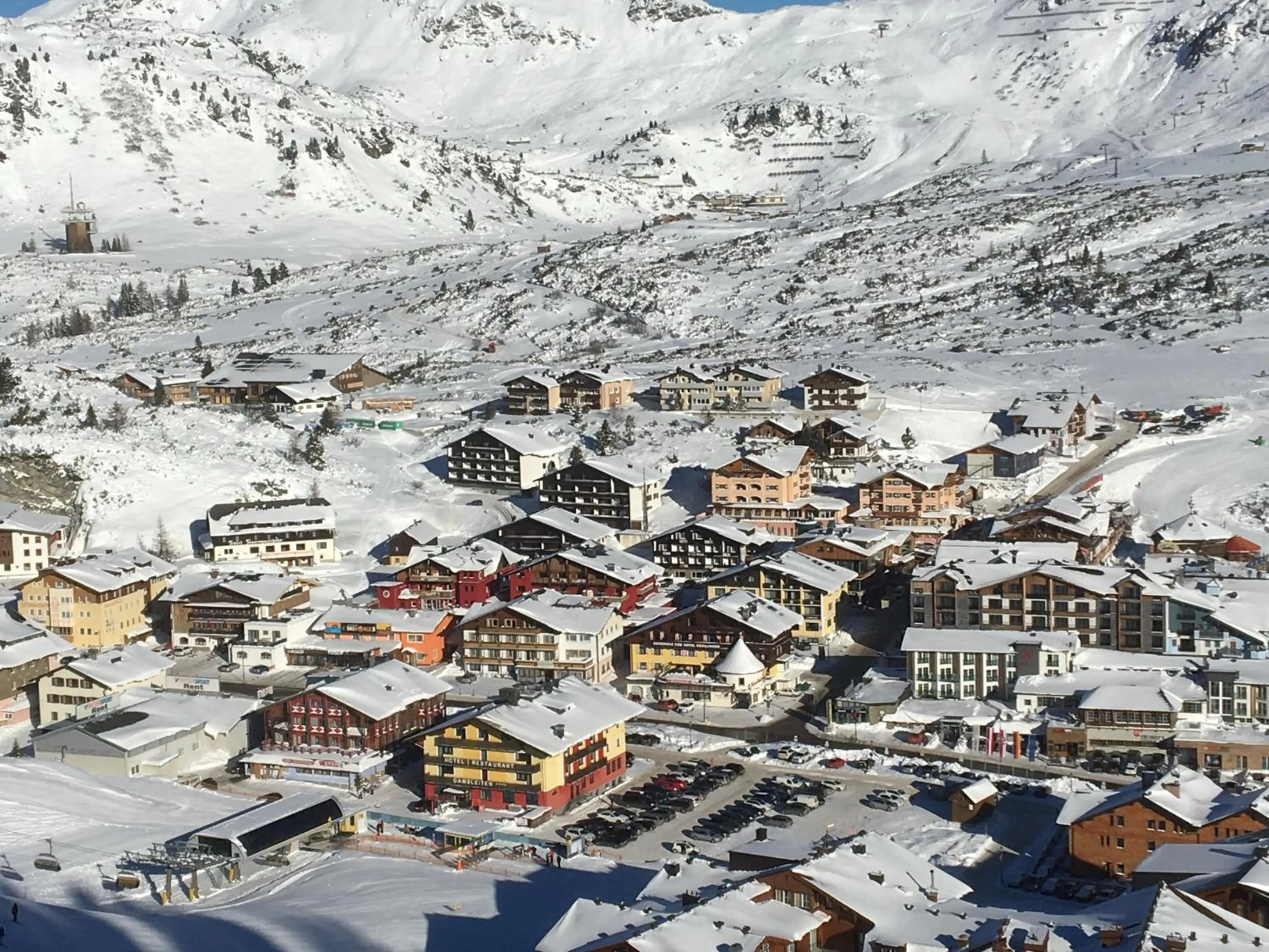 Bird's eye view in Hotel-Skischule Krallinger