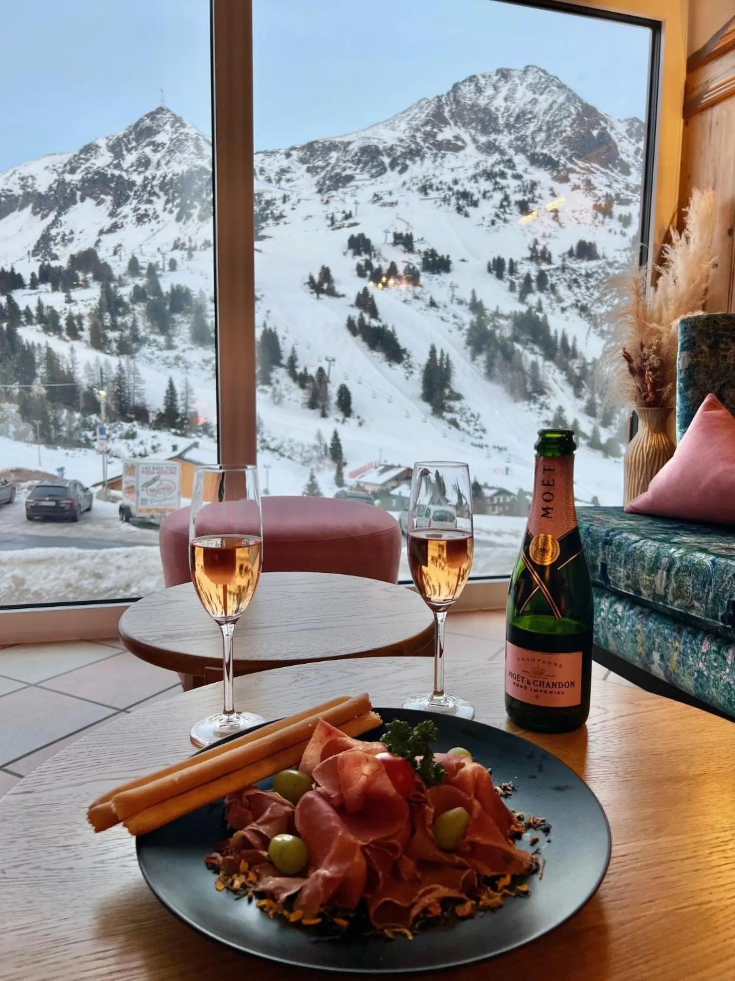 Lounge or bar in Andi's Skihotel