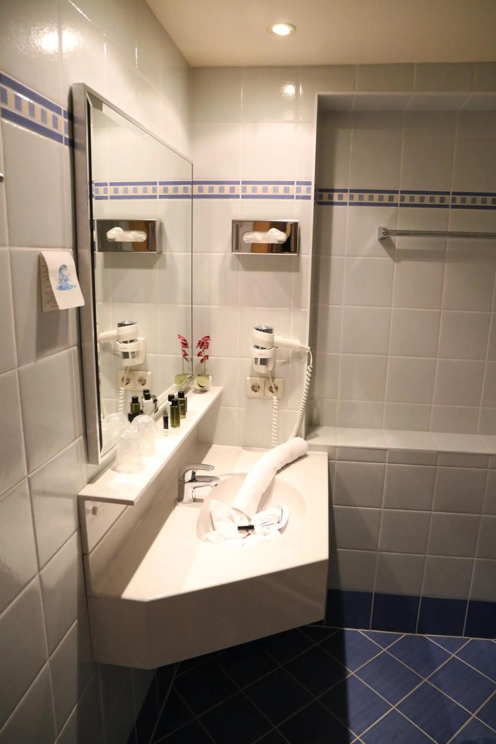 Bathroom in Andi's Skihotel