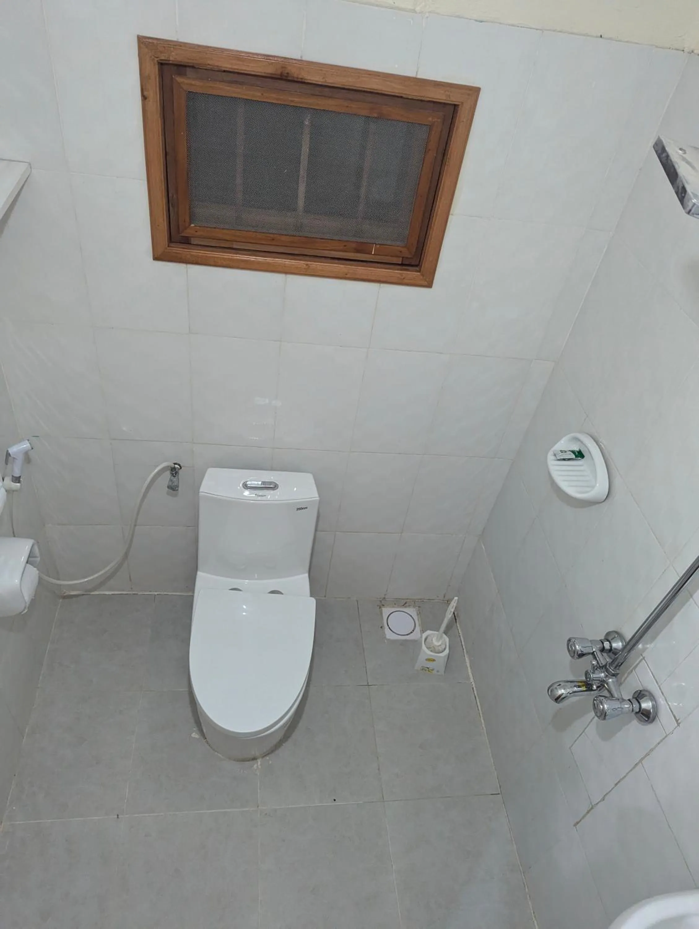 Shower in JACARANDA HOMESTAY