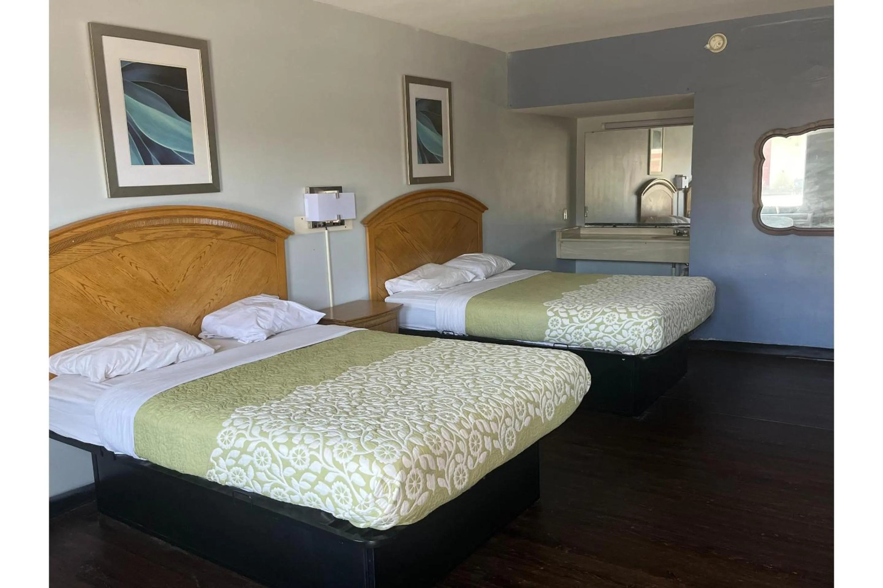 Bedroom, Bed in Washington Motel by OYO