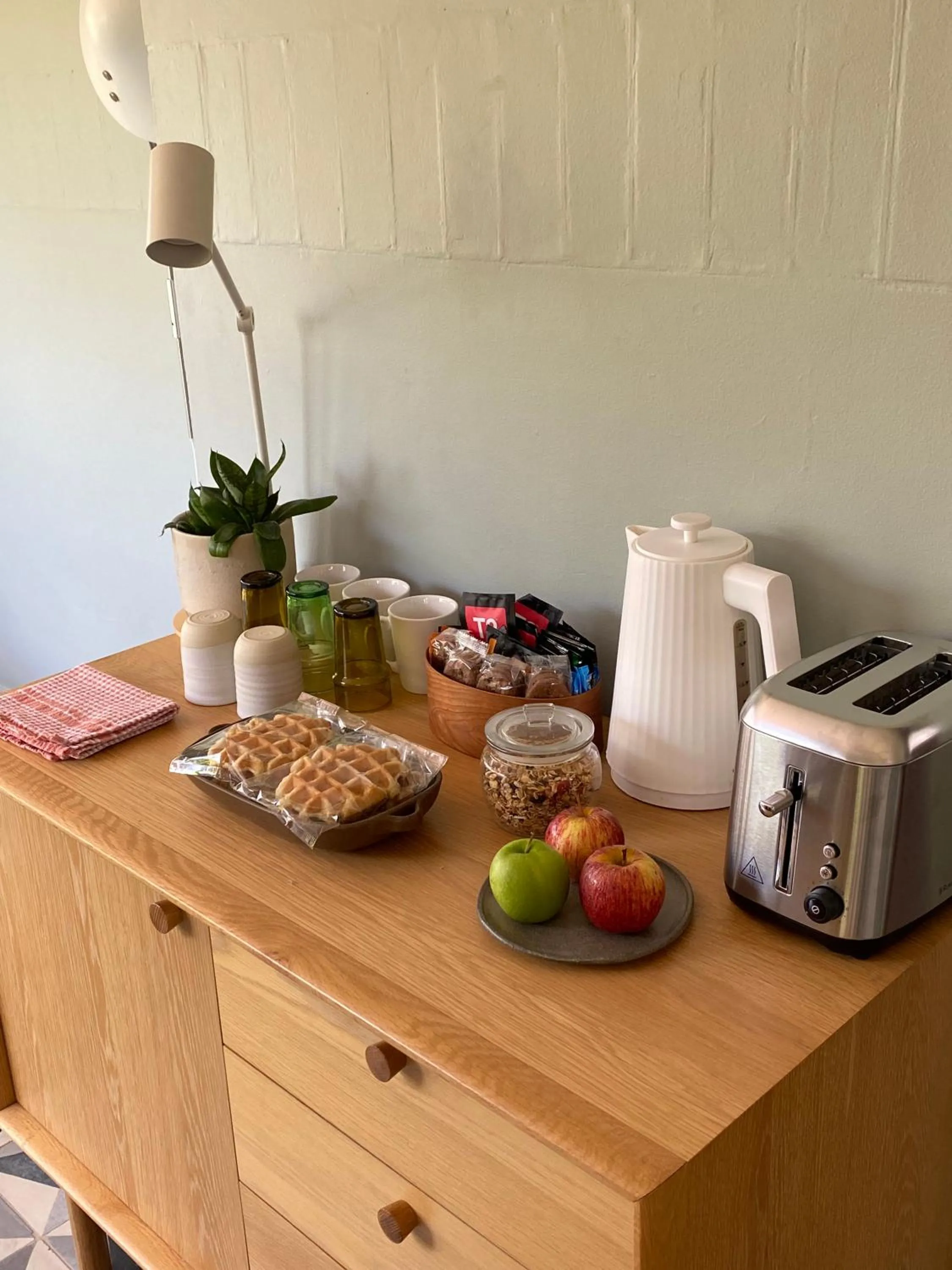 Breakfast in Bondi Beach House