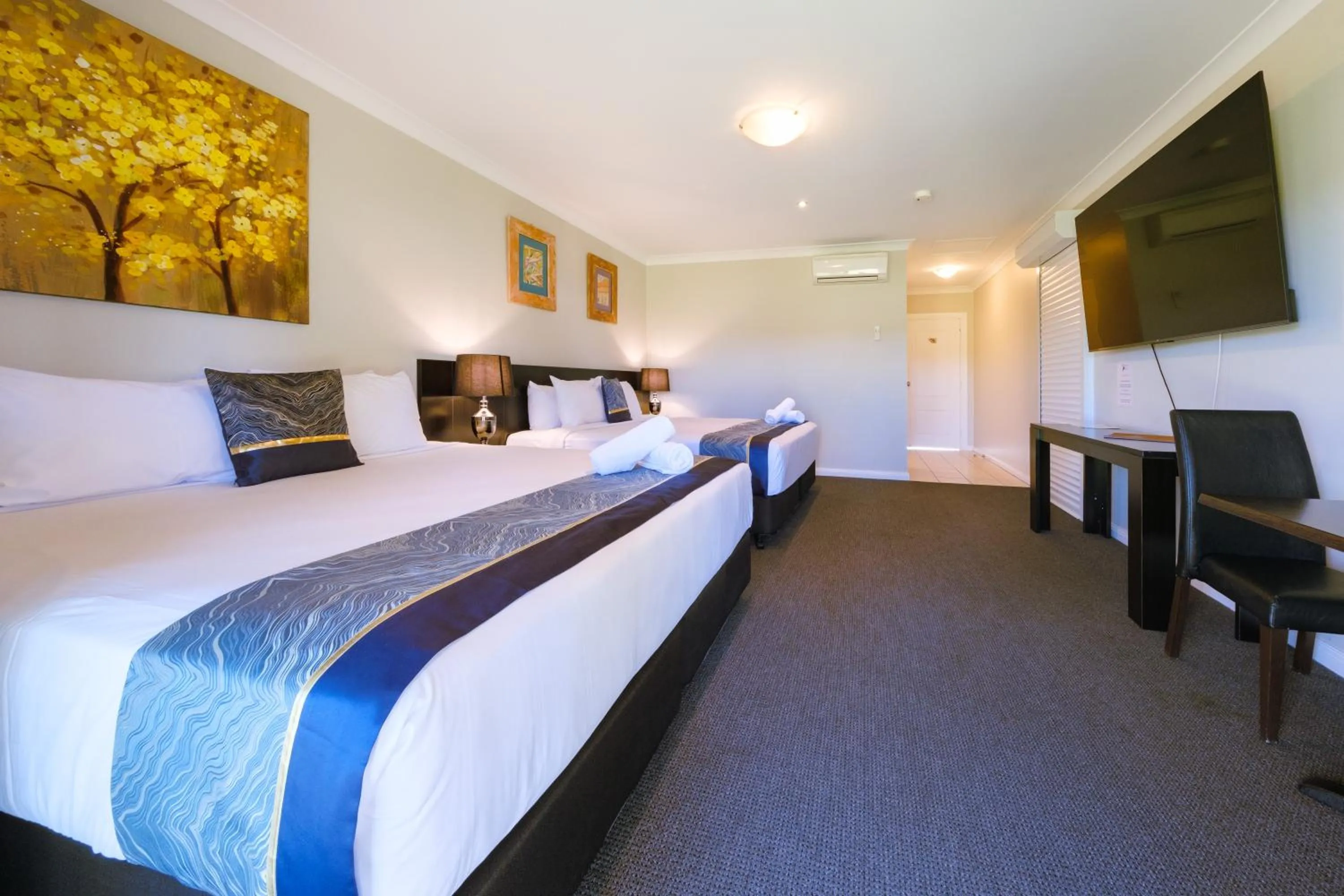 Bed in Stockmans Motel