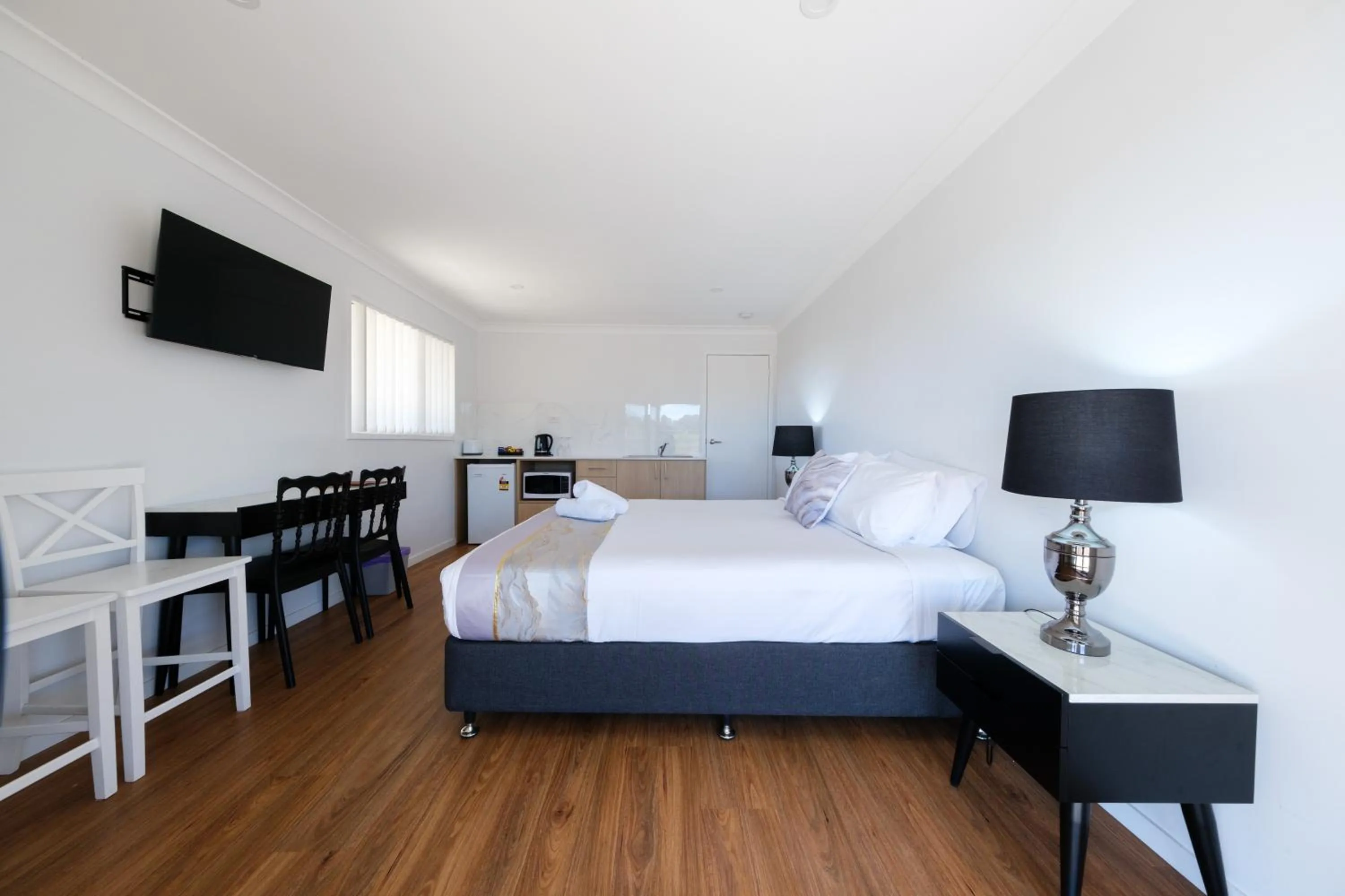 Bed in Stockmans Motel