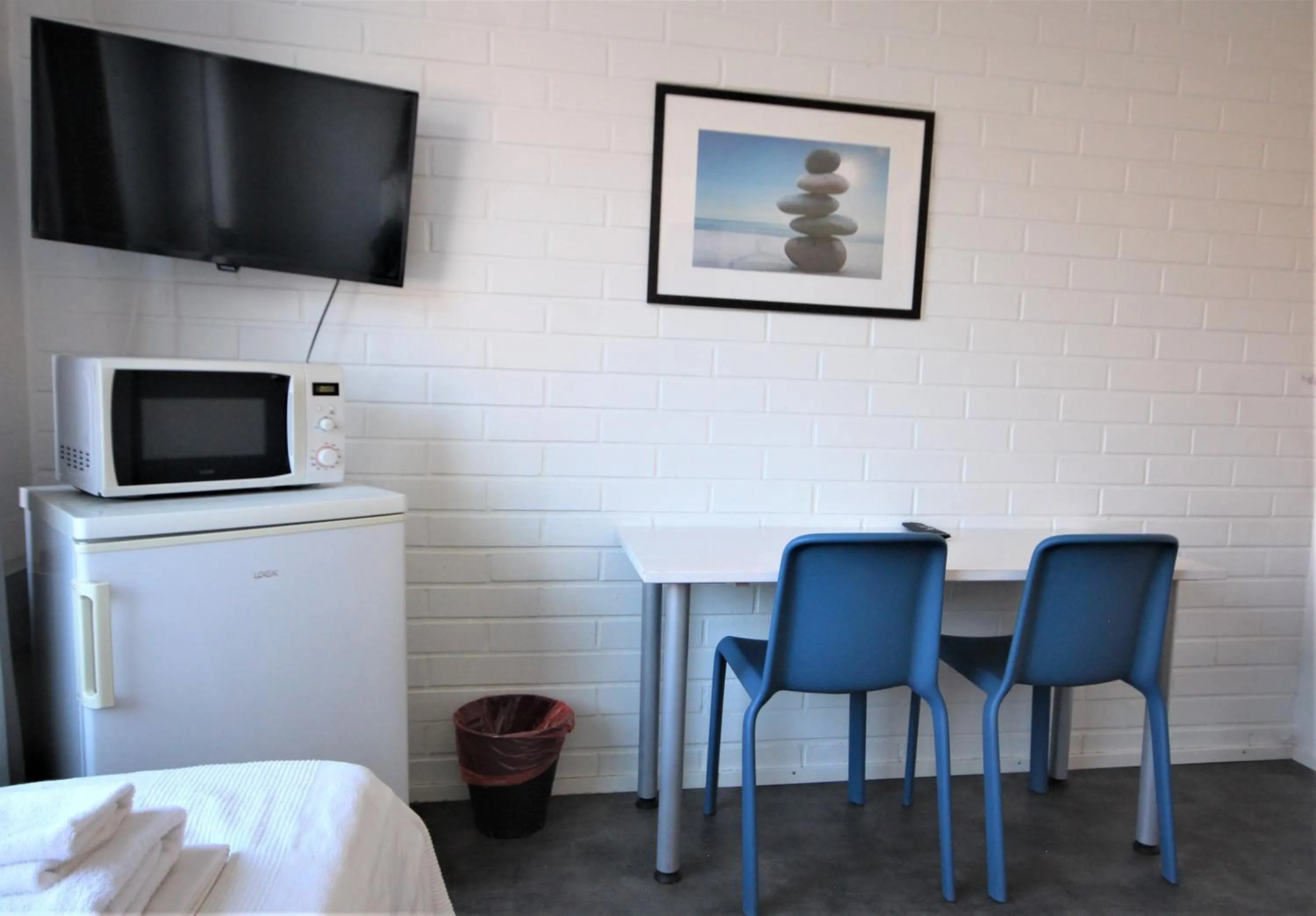 Kitchen or kitchenette in Forenom Hostel Espoo Otaniemi