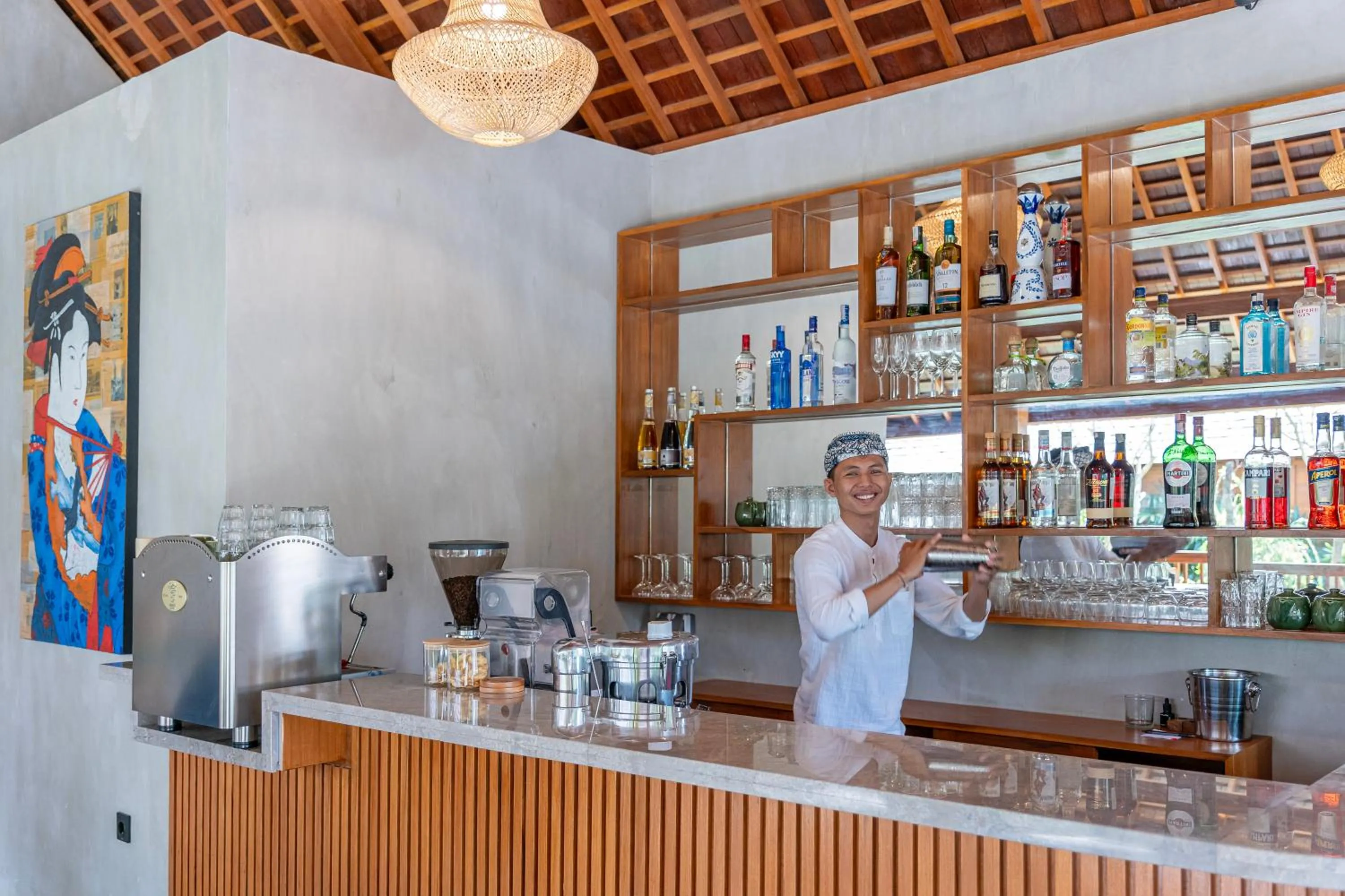 Restaurant/places to eat in Unagi Wooden Villas by Emana