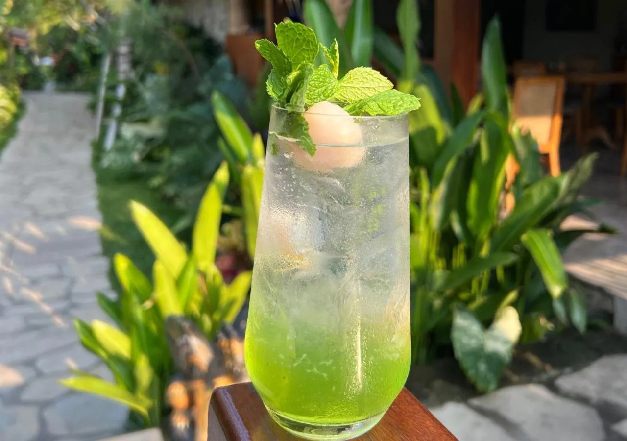 Drinks in Unagi Wooden Villas by Emana