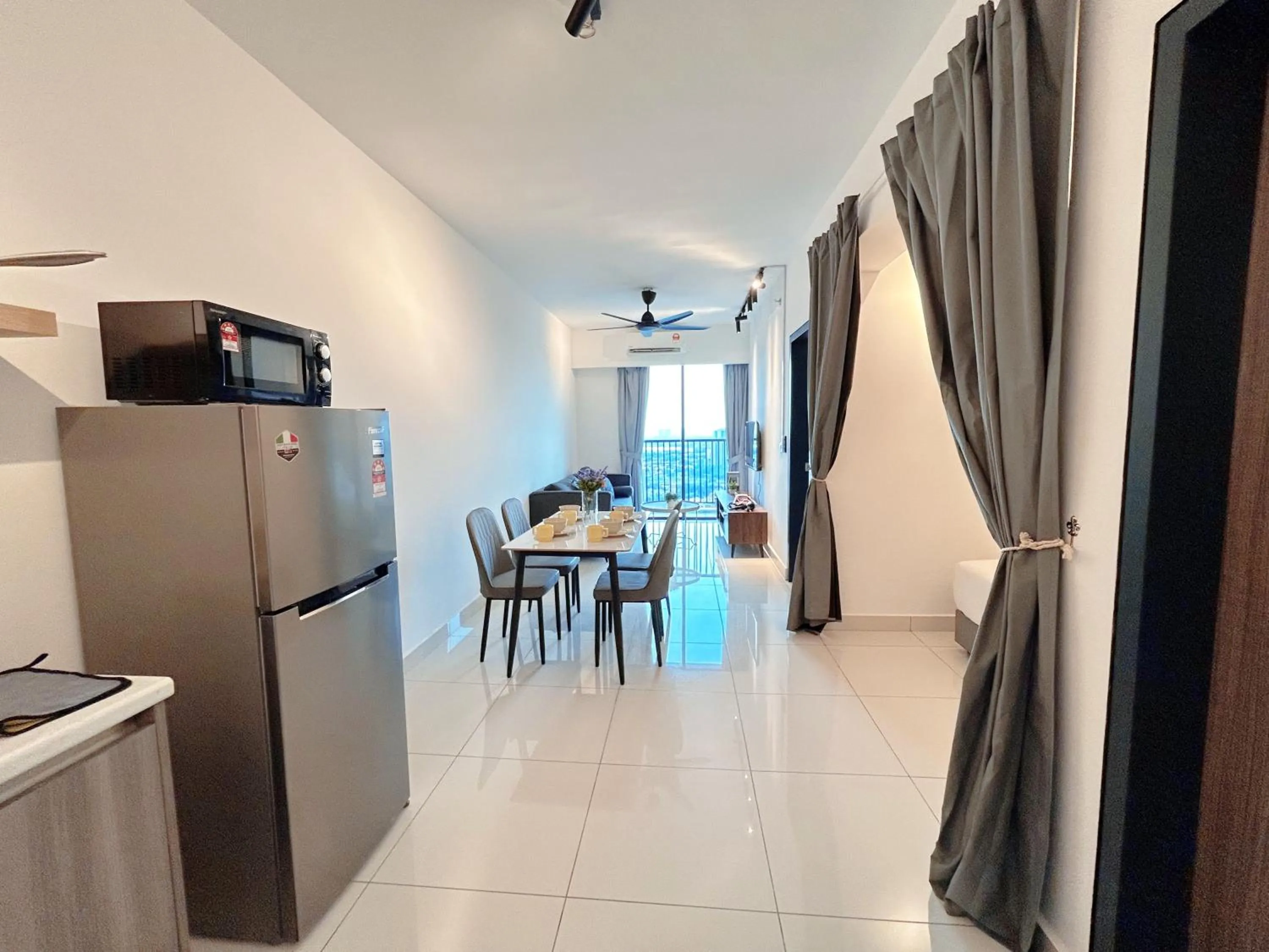 Edumetro @ Subang Jaya by Manhattan Group