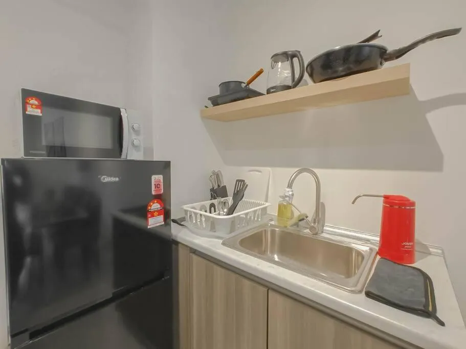 Edumetro @ Subang Jaya by Manhattan Group