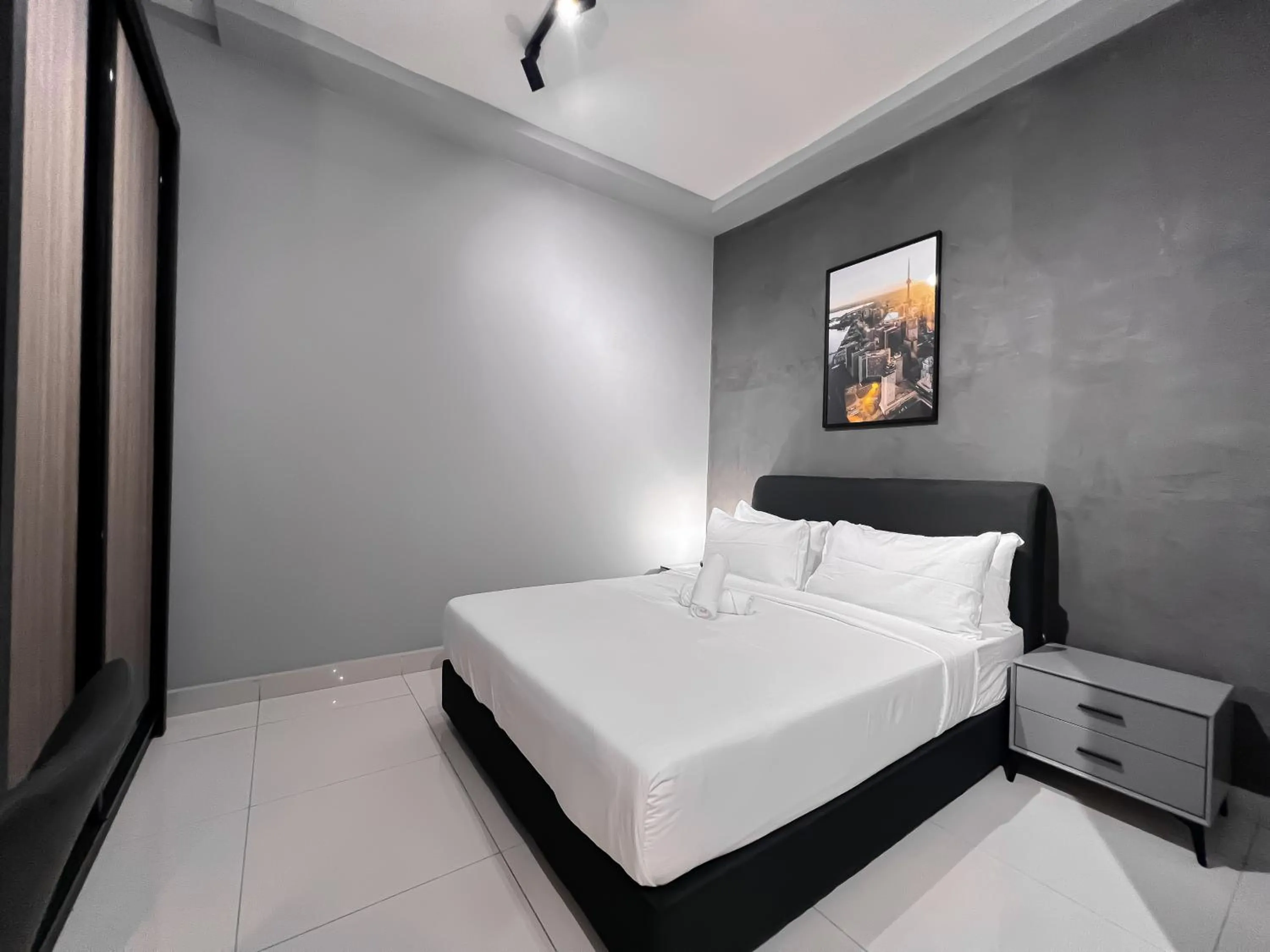 Bed in Edumetro @ Subang Jaya by Manhattan Group