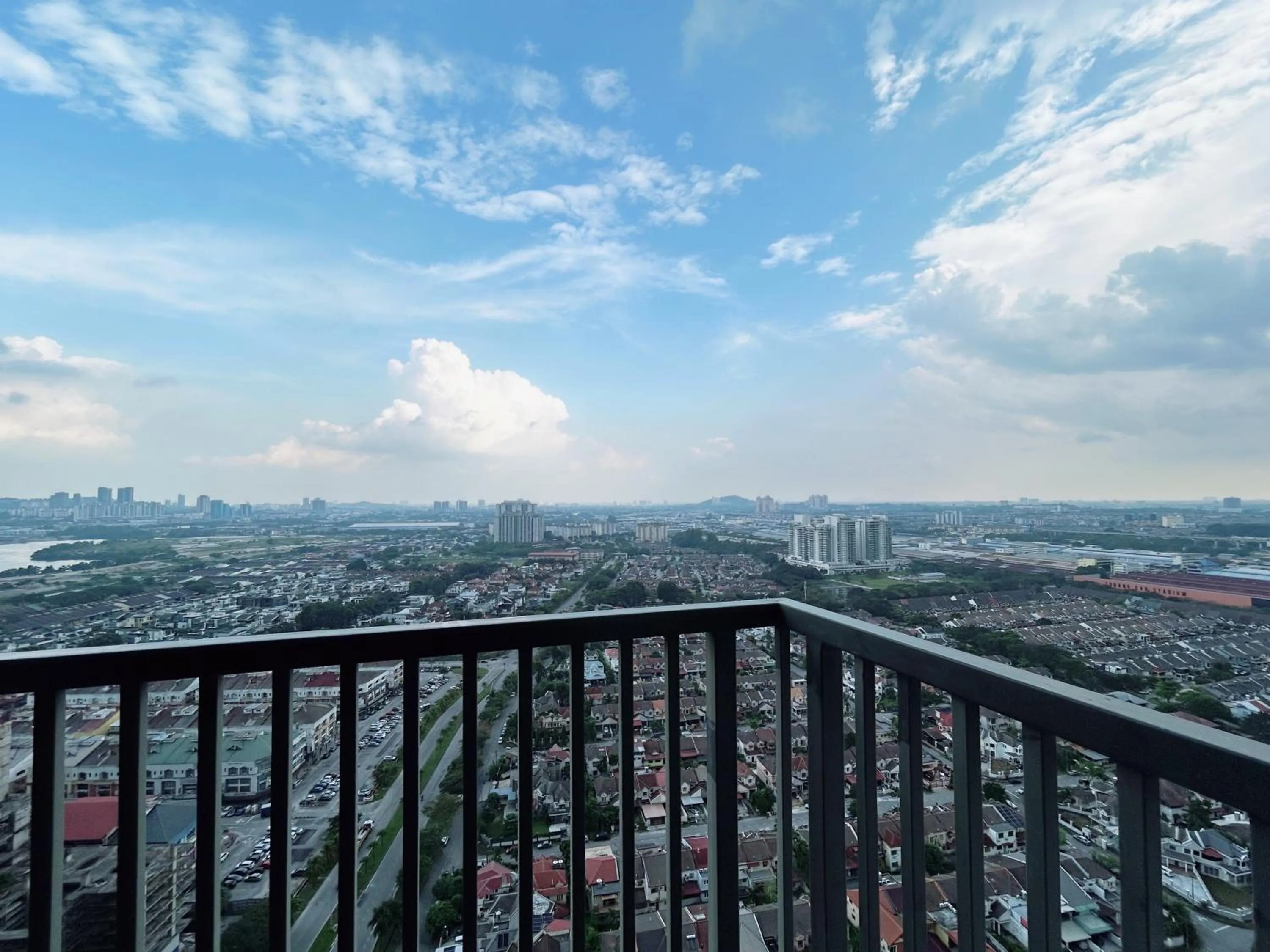 Edumetro @ Subang Jaya by Manhattan Group