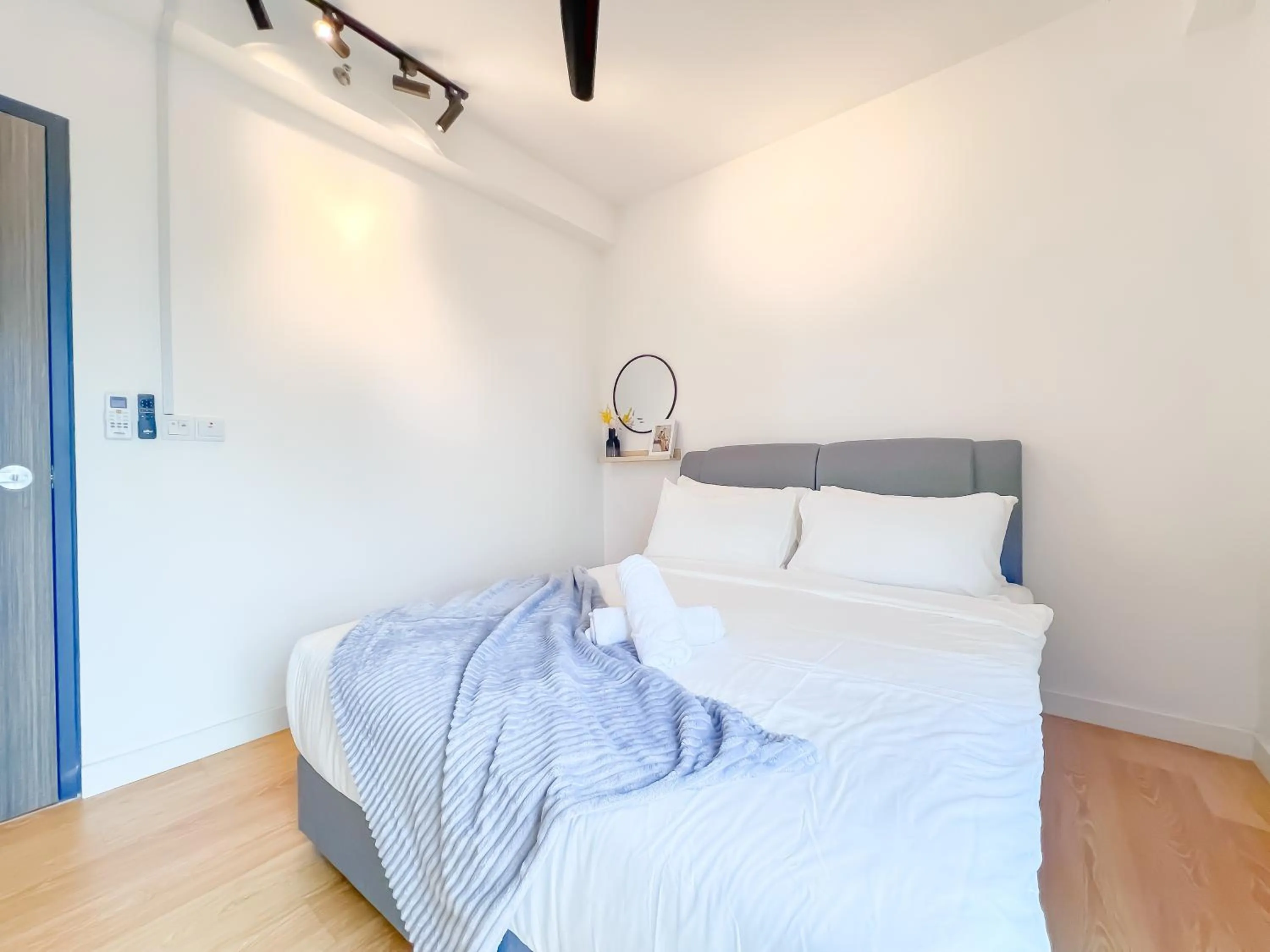 Bed in Edumetro @ Subang Jaya by Manhattan Group