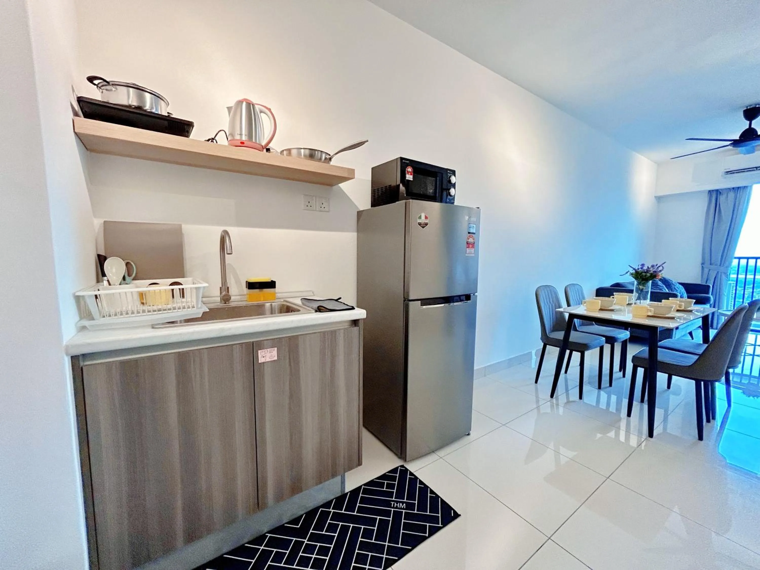 Edumetro @ Subang Jaya by Manhattan Group