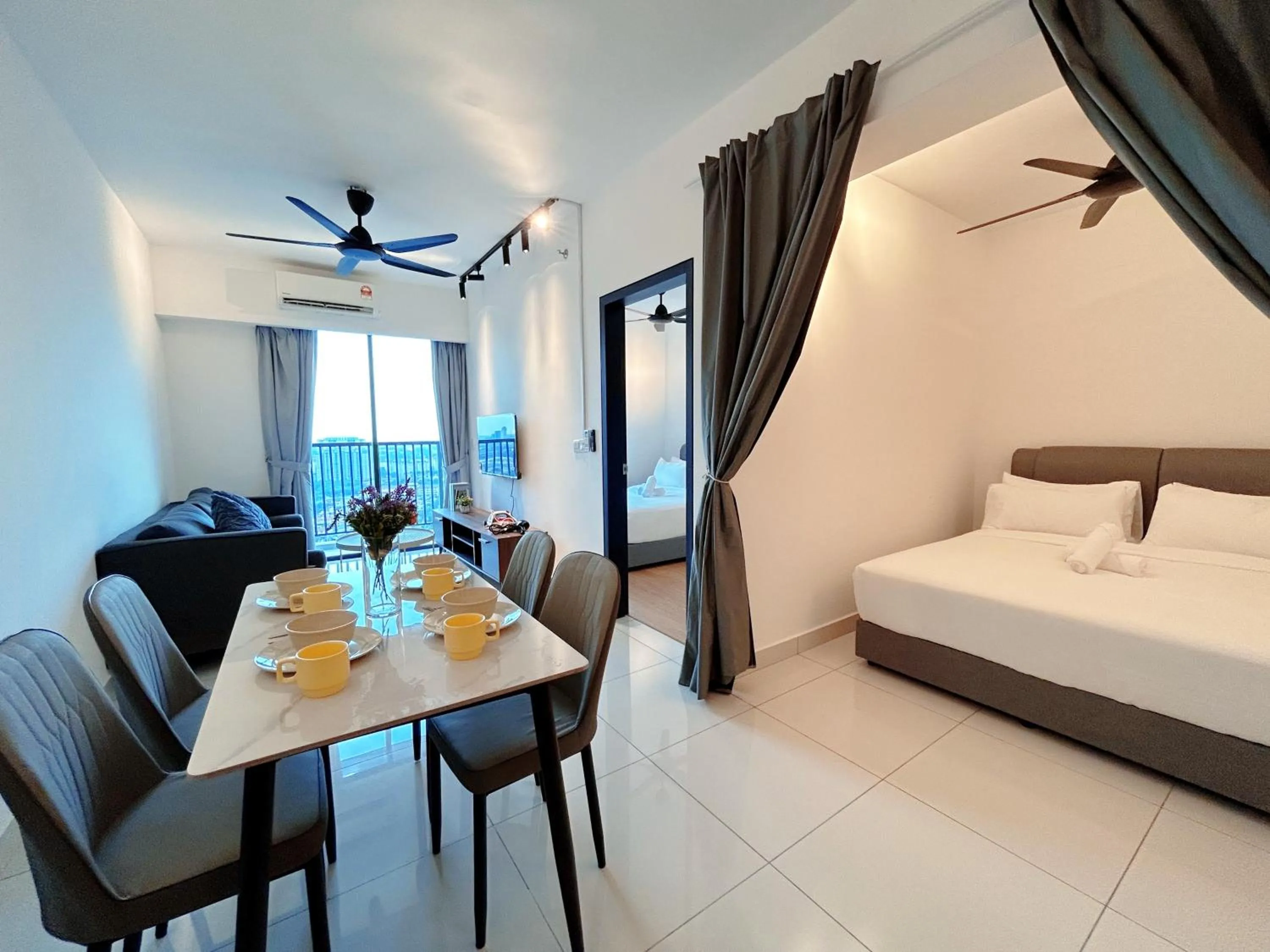 Bed in Edumetro @ Subang Jaya by Manhattan Group