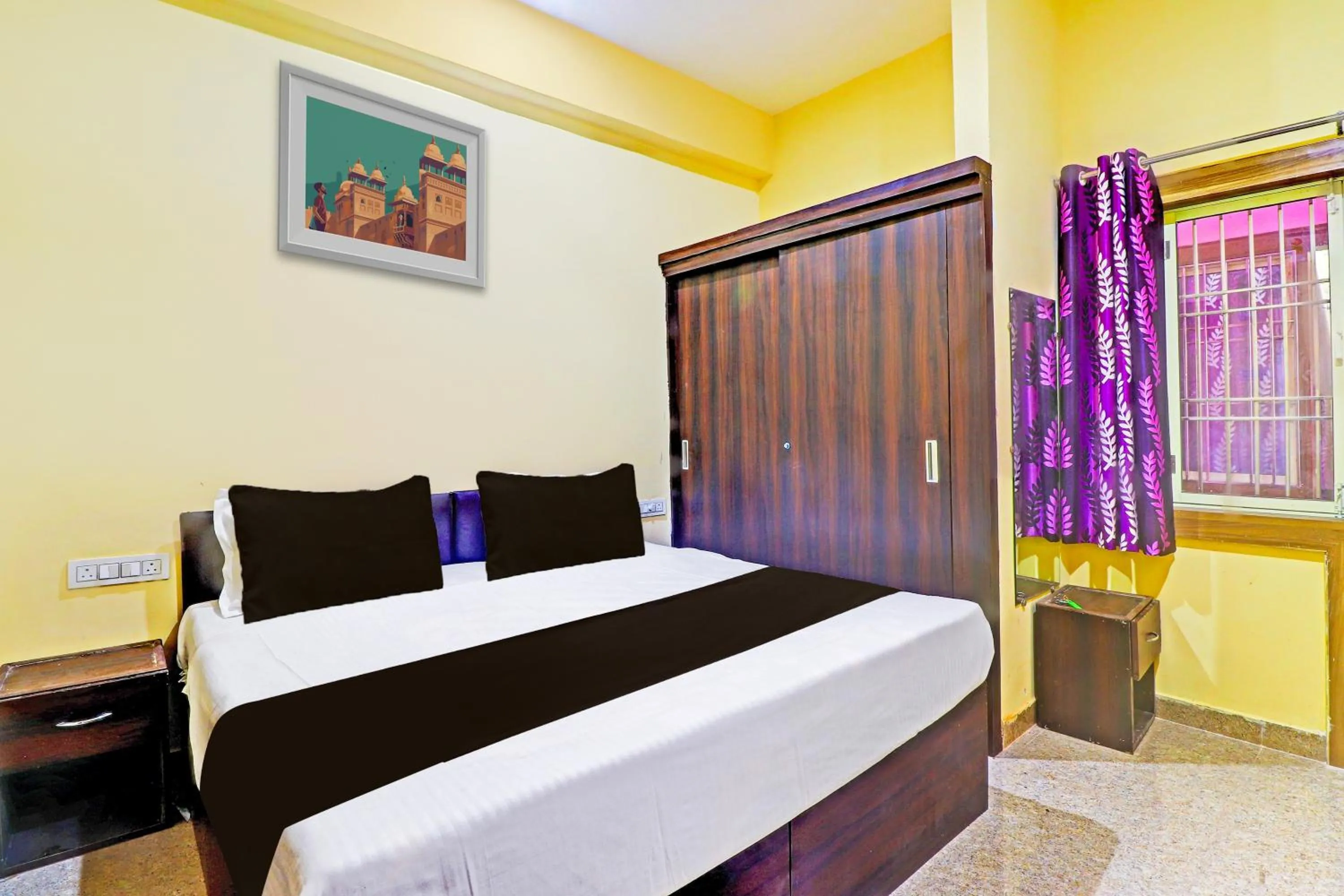 Bedroom, Bed in Hotel O Heaven Inn