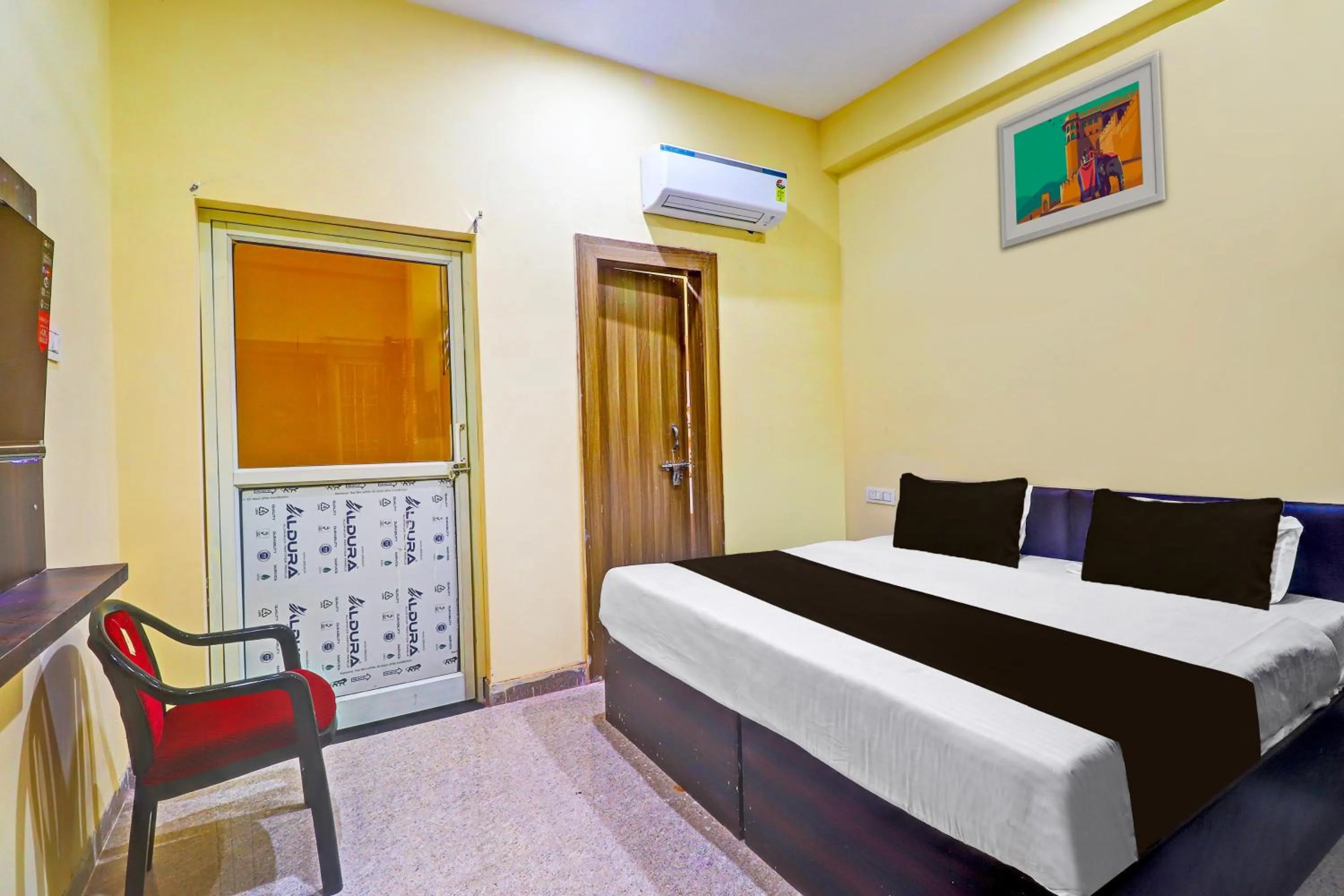 Bedroom, Bed in Hotel O Heaven Inn