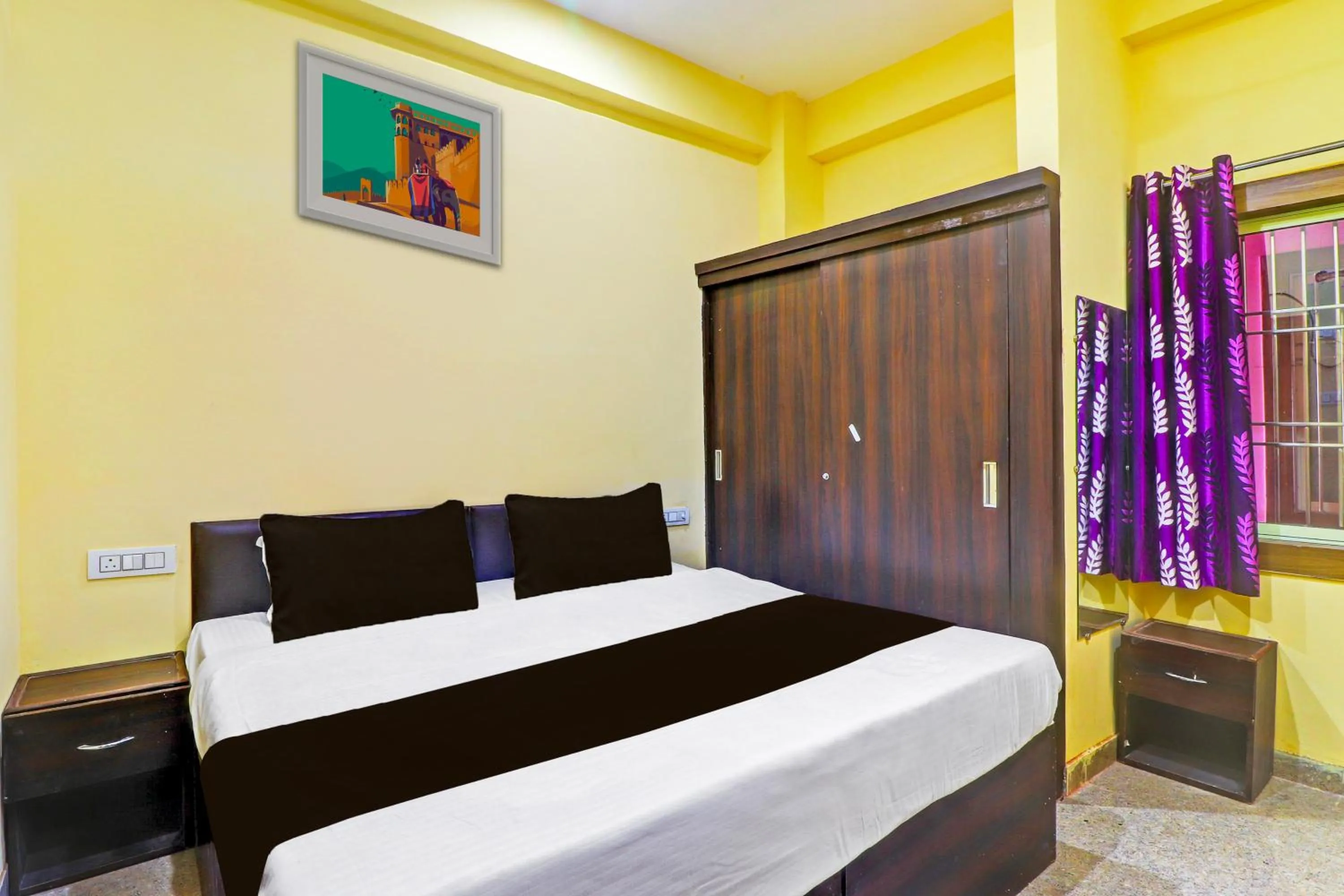 Bedroom, Bed in Hotel O Heaven Inn