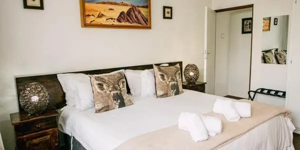 Bedroom, Bed in Pennylane Guest House