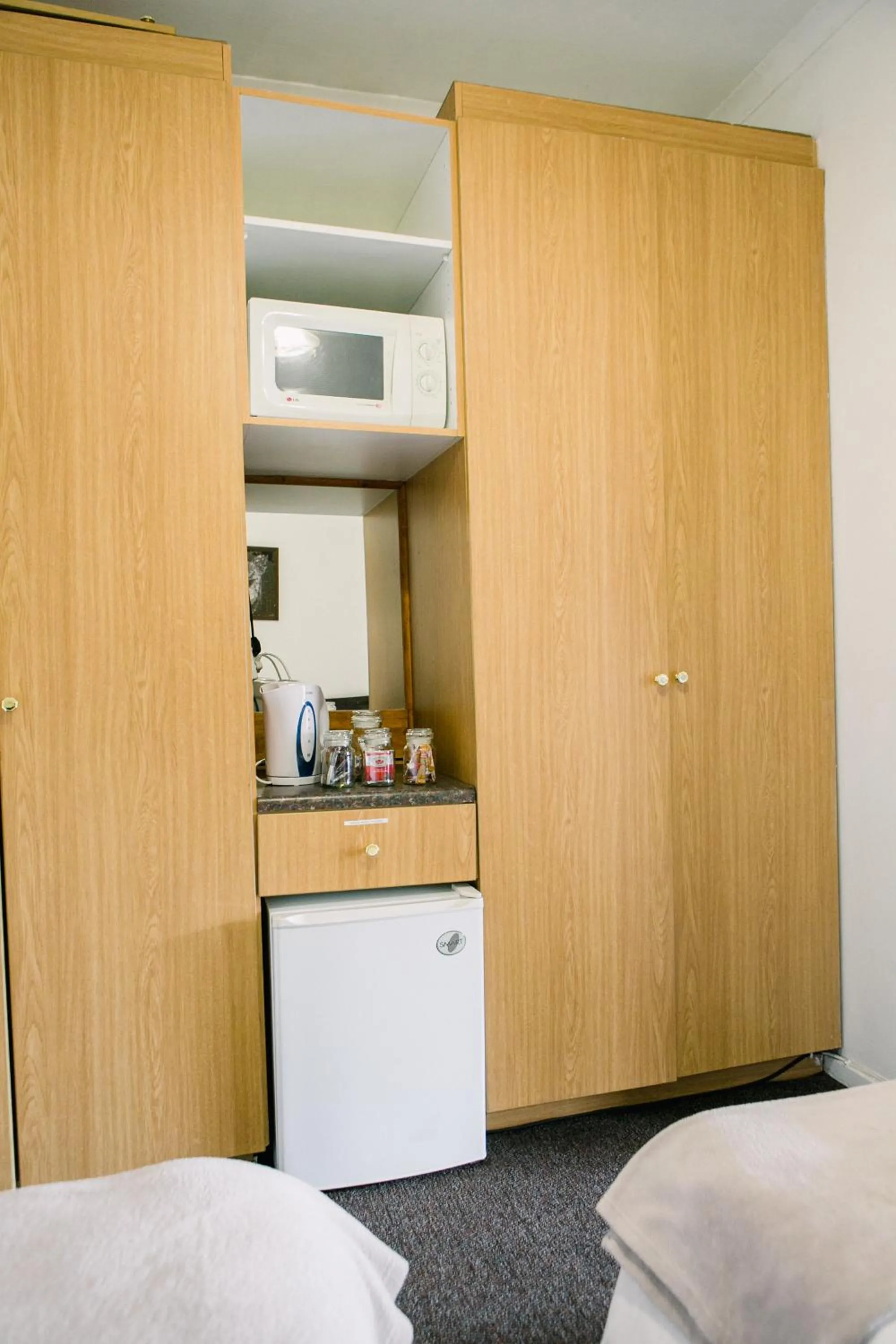 Coffee/tea facilities, Bed in Pennylane Guest House