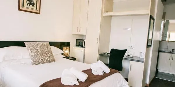 Bedroom, Bed in Pennylane Guest House