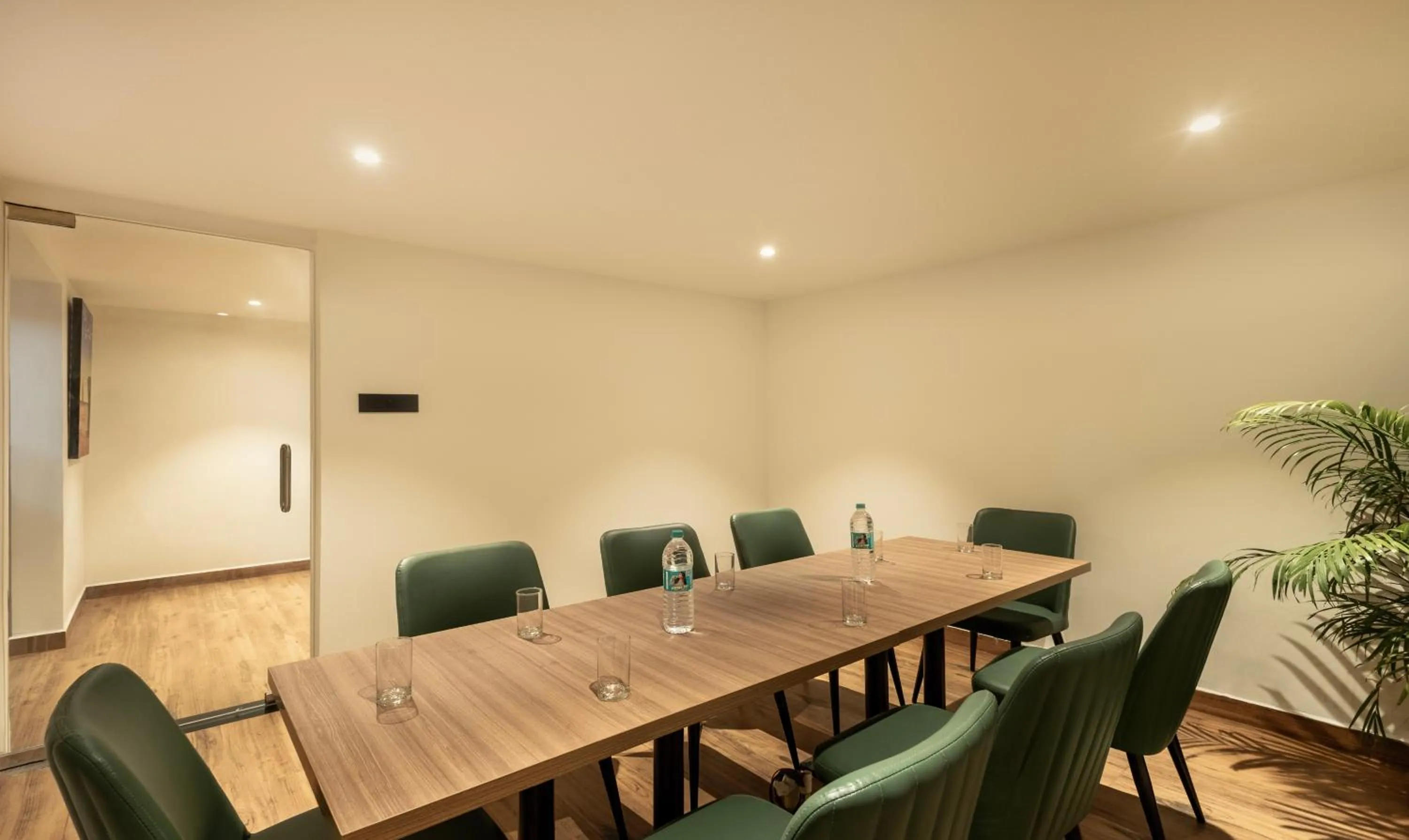 Banquet/Function facilities in Treebo Premium Vapr Ashok Nagar