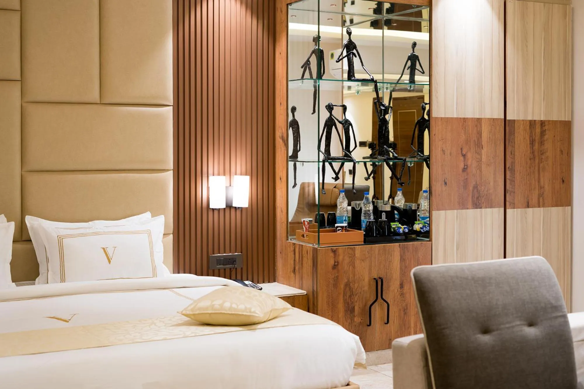 Bed in Oriva Vinflora Residency Nr LV Prasad Hospital Banjara Hills