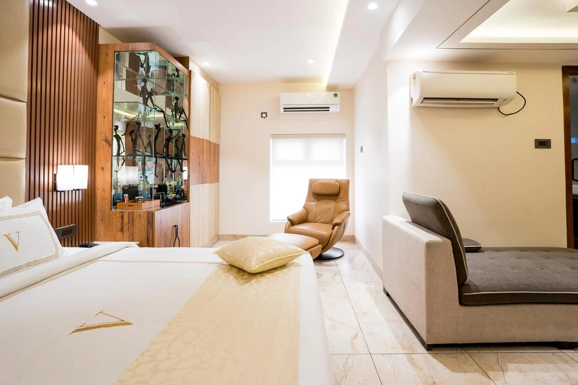 Bed in Oriva Vinflora Residency Nr LV Prasad Hospital Banjara Hills