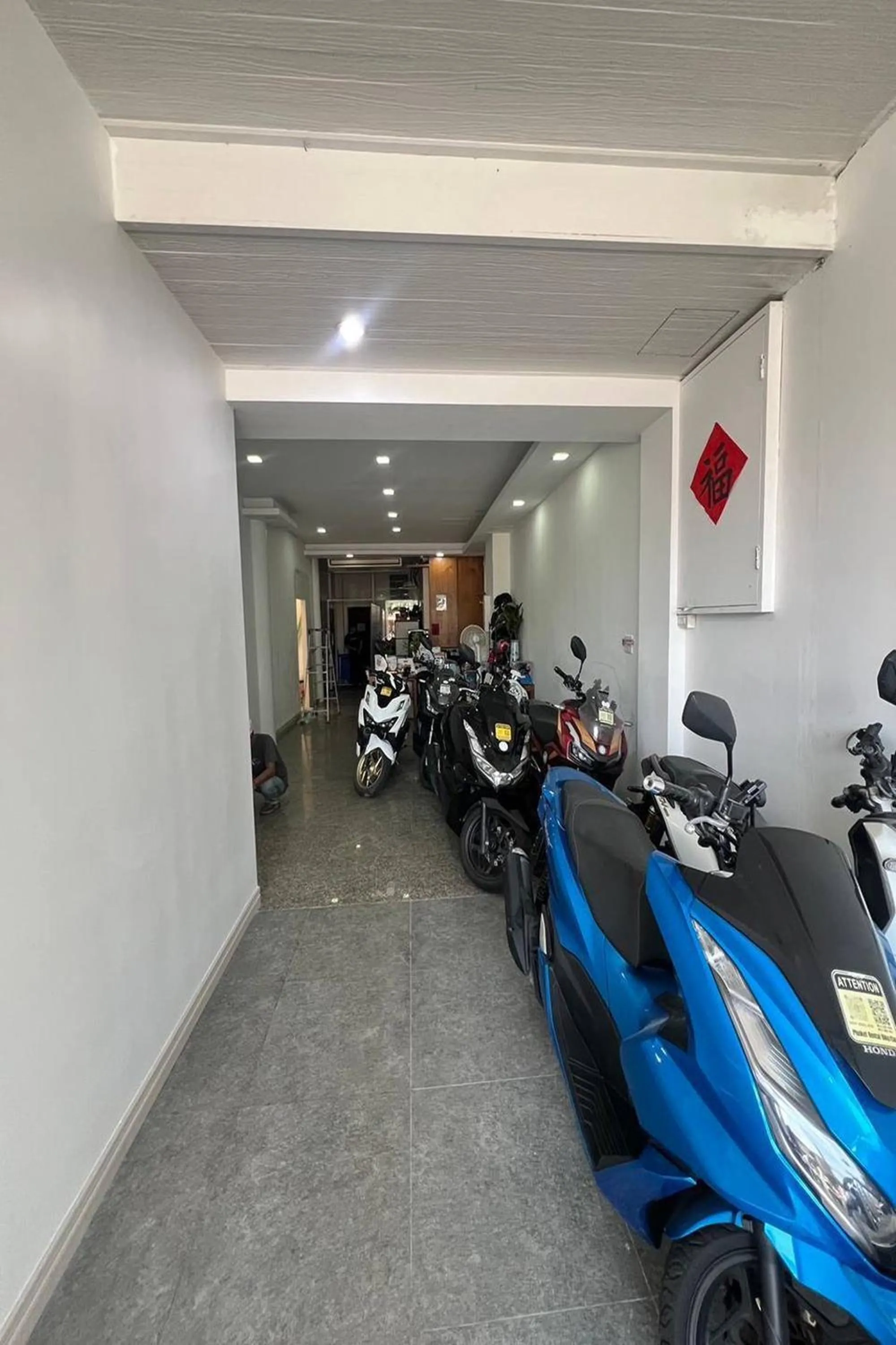 Parking in One World One Home Patong 1