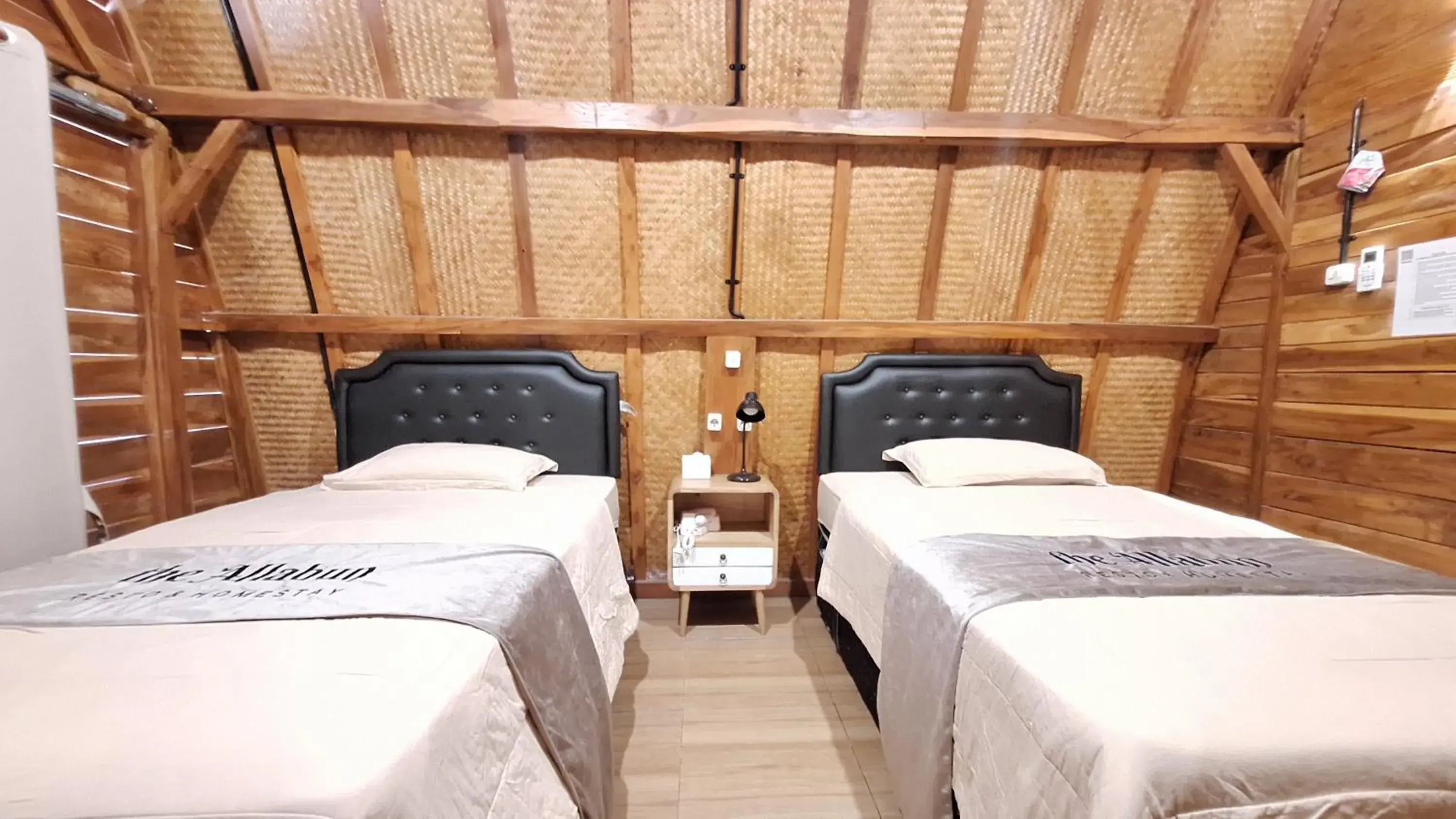 Deluxe Twin Room in The Allabun Glamping Yogyakarta Deluxe Twin Room in The Allabun Glamping Yogyakarta