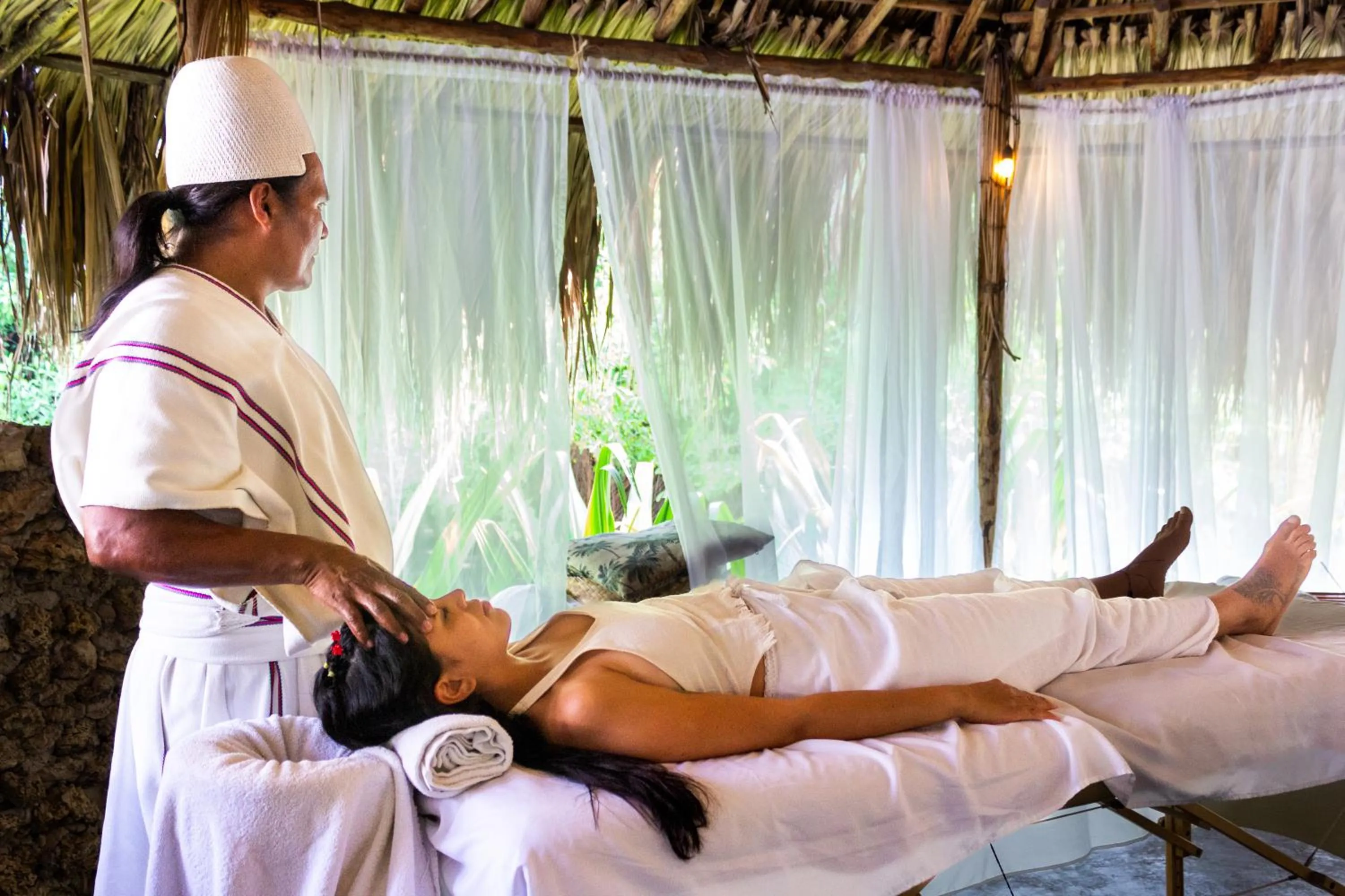 Massage in Namaste Beach Club & Hotel