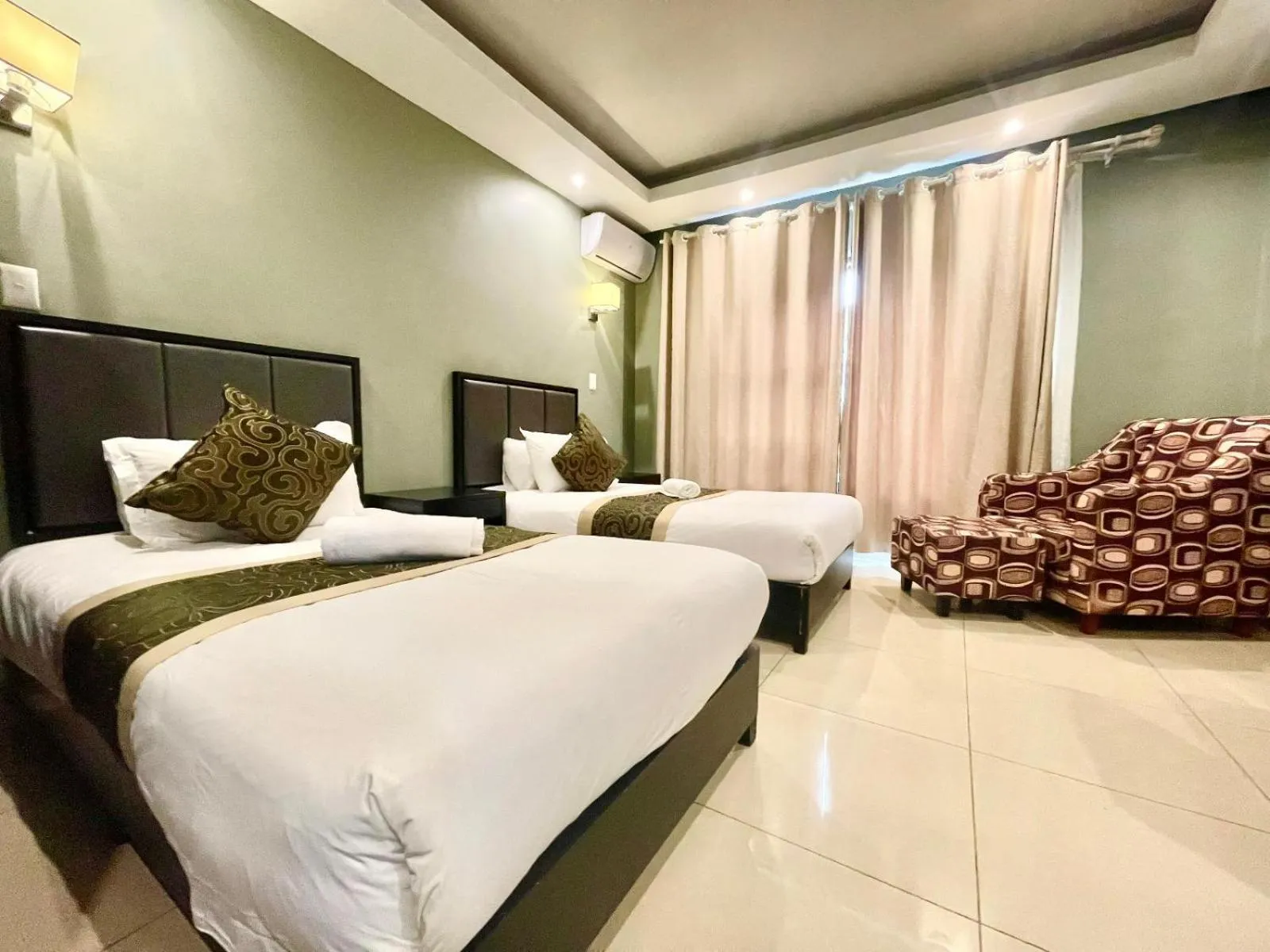 Bed in Azinnia Rivonia Guest House