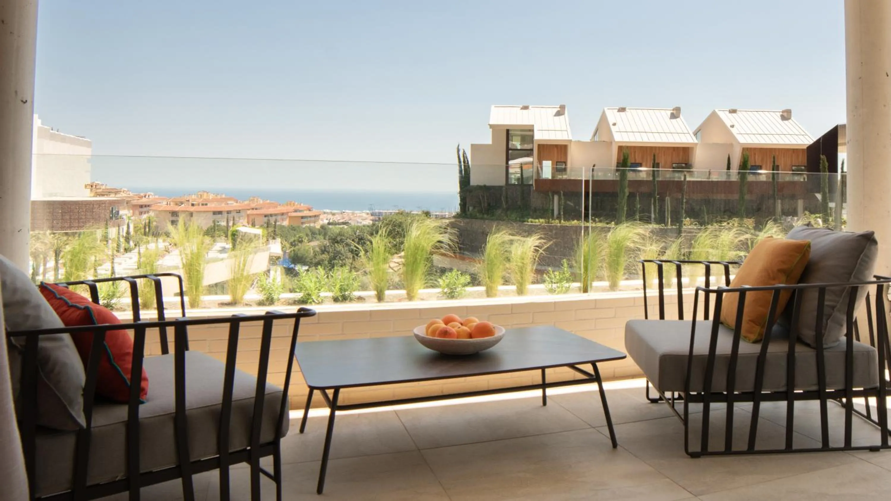 Day in Leiro Residences - Preferred Hotels & Resorts