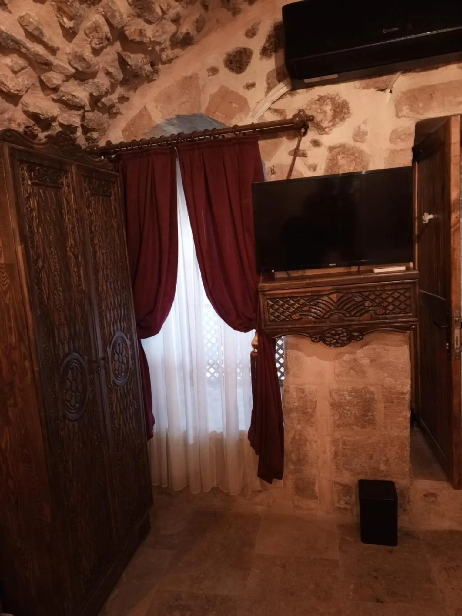 TV and multimedia in Rumetpaşakonağı