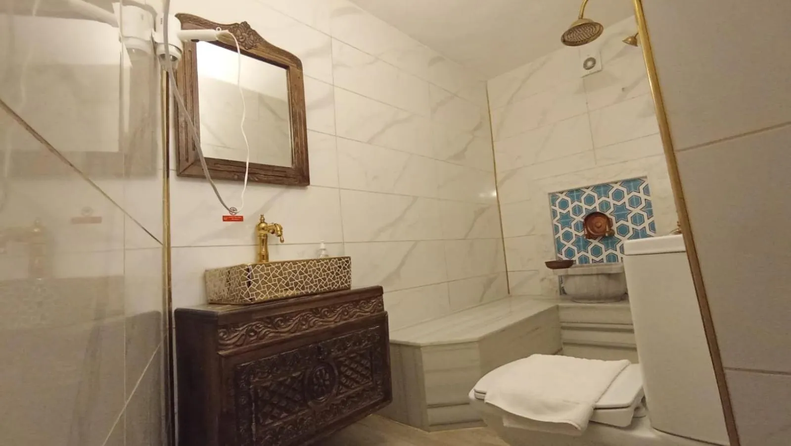 Toilet in Rumetpaşakonağı