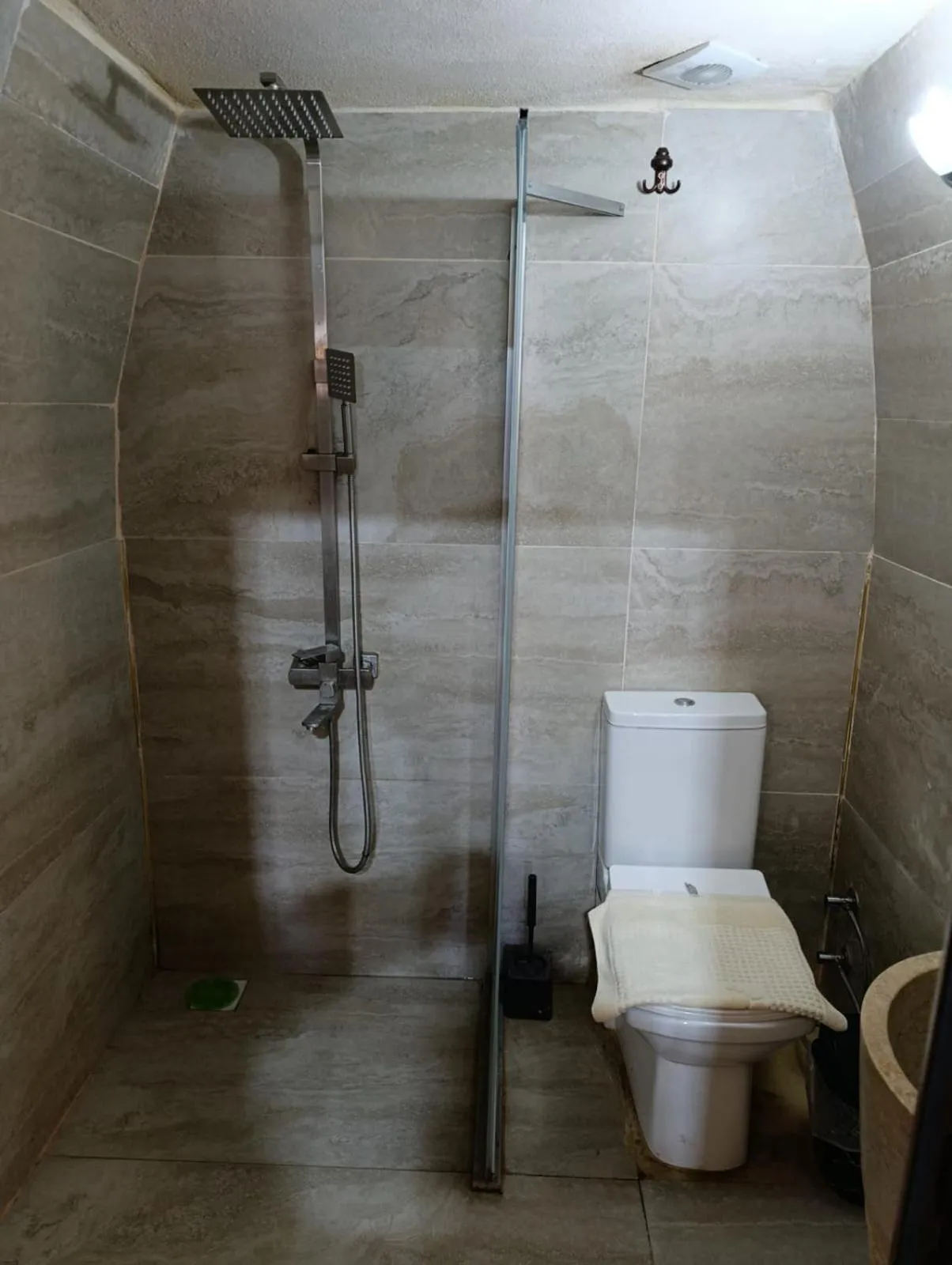 Toilet in Rumetpaşakonağı