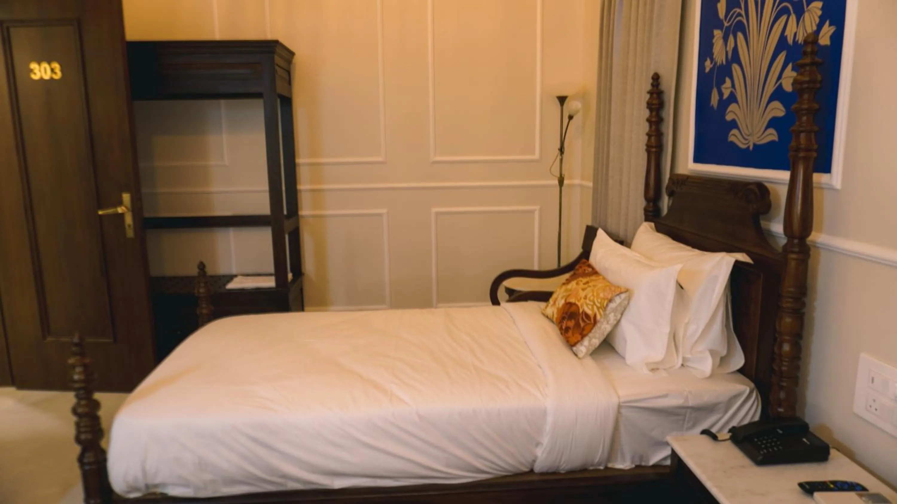 Bedroom, Bed in Hotel Naren Villa