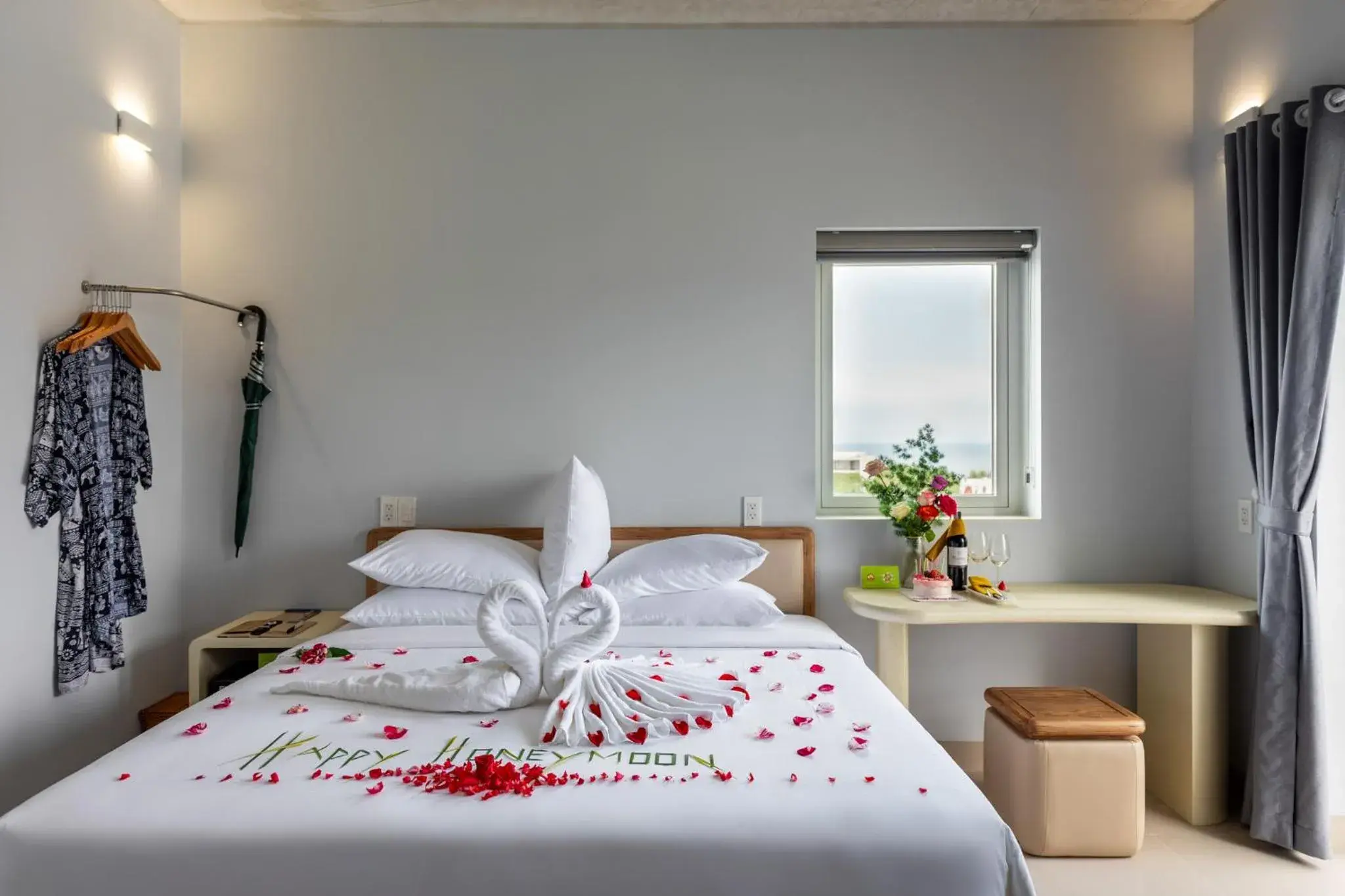 Superior Double Room With Window in The Up Phu Quoc Superior Double Room With Window in The Up Phu Quoc