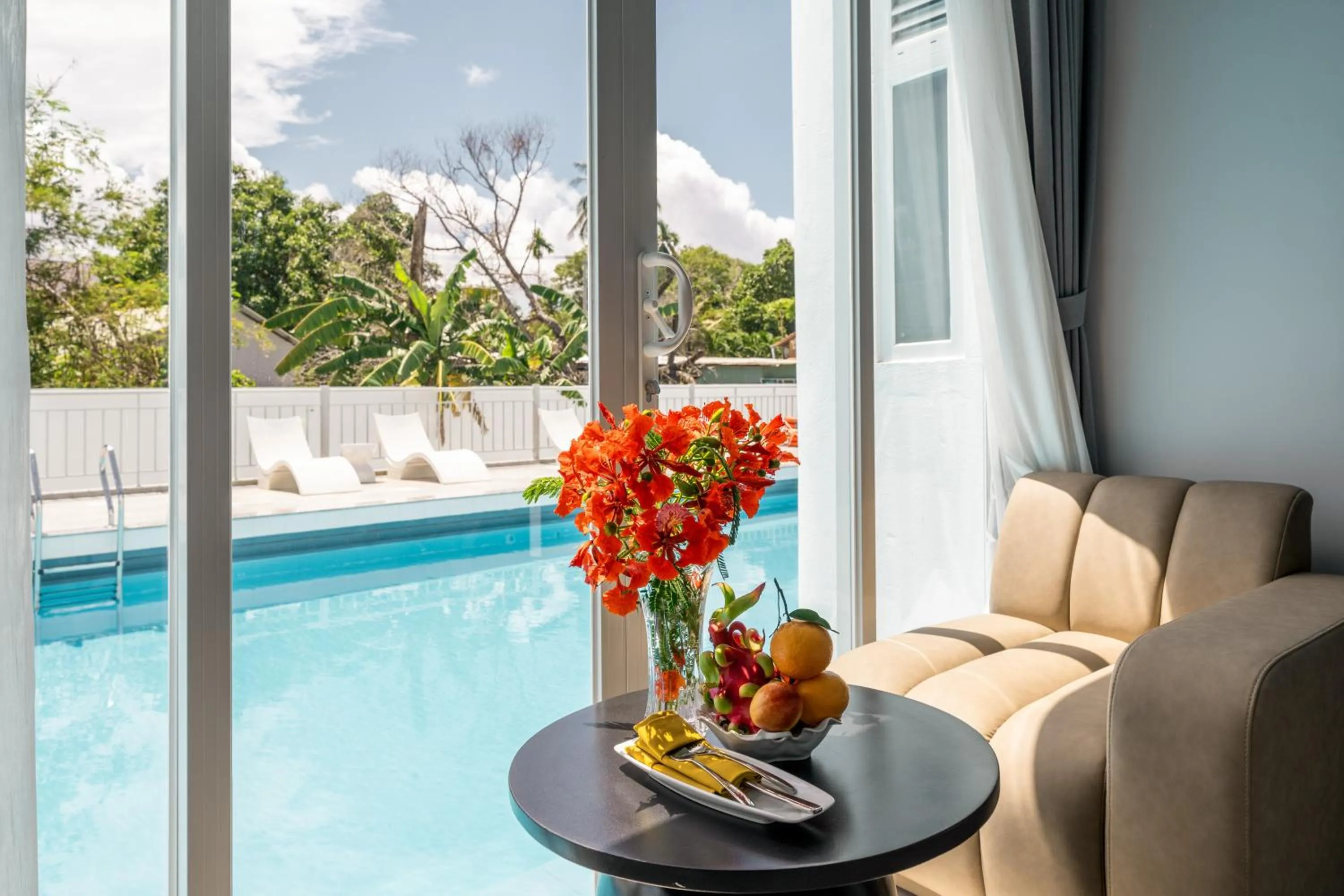 Pool view in The Up Phu Quoc