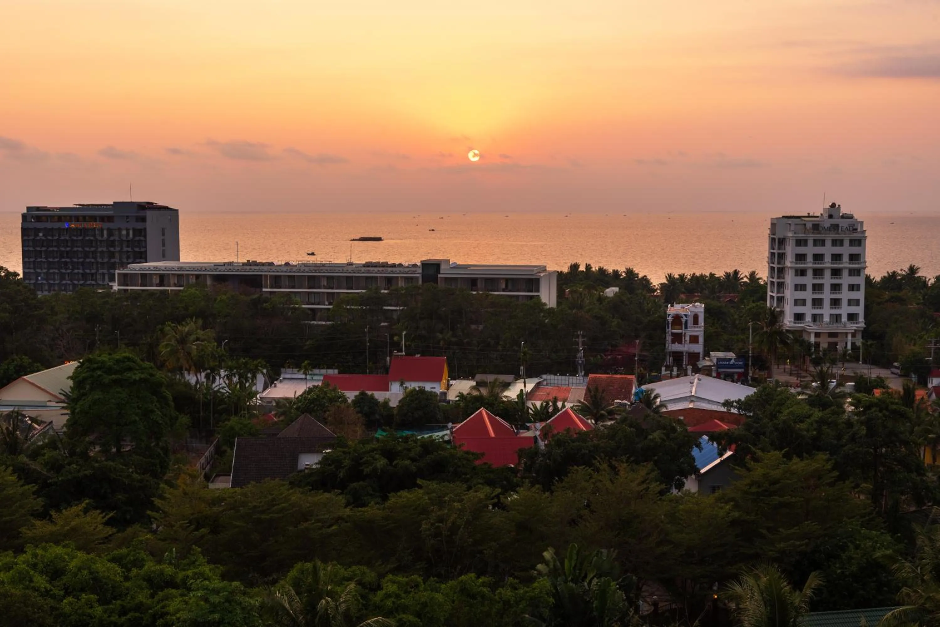 Lobby or reception in The Up Phu Quoc