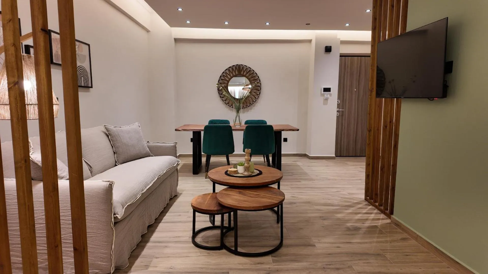 TV and multimedia in Euphoria Apartments Monastiraki