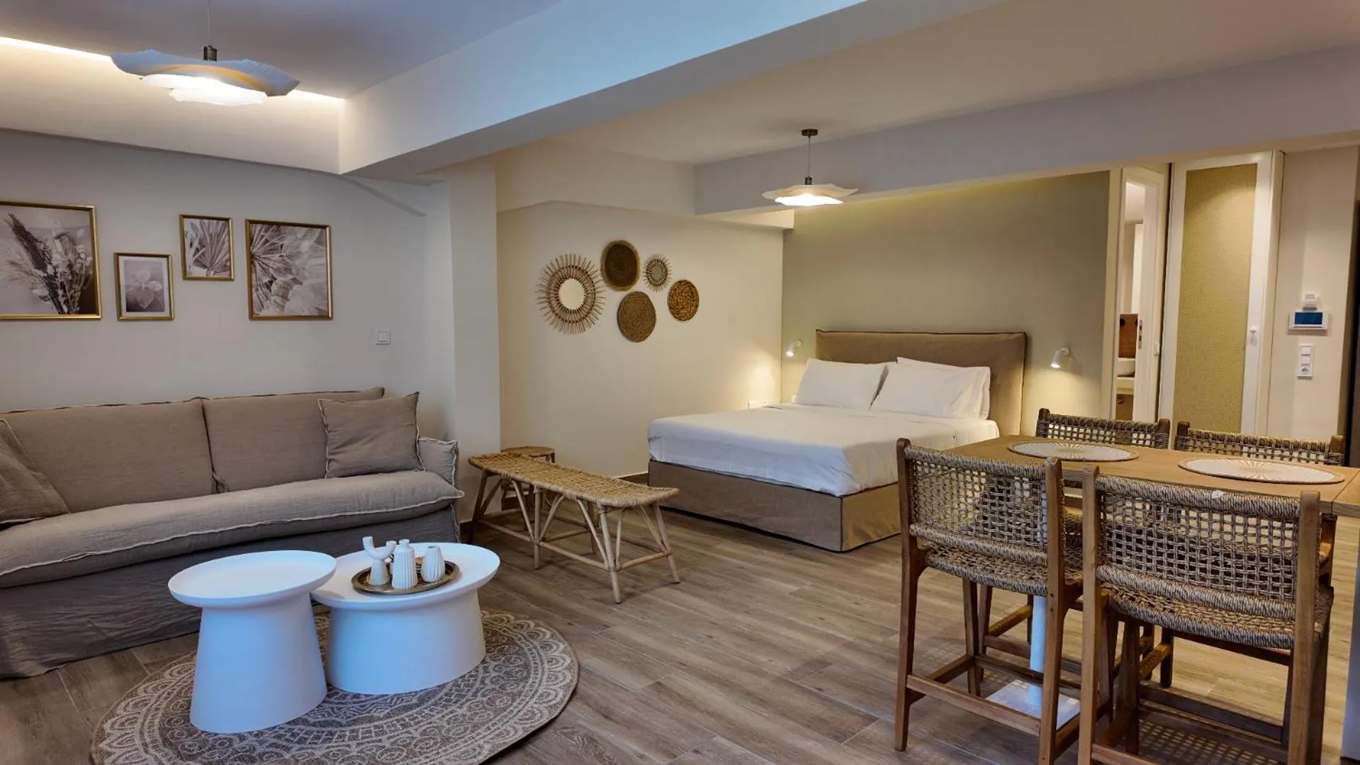 Bed in Euphoria Apartments Monastiraki