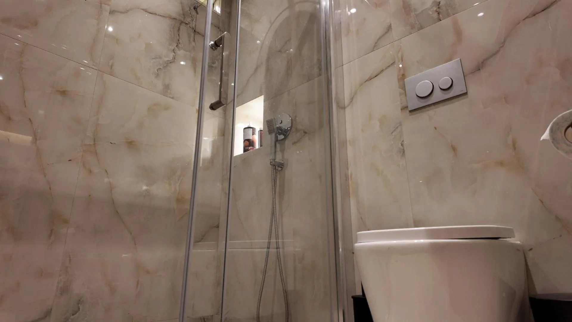 Shower in Euphoria Apartments Monastiraki