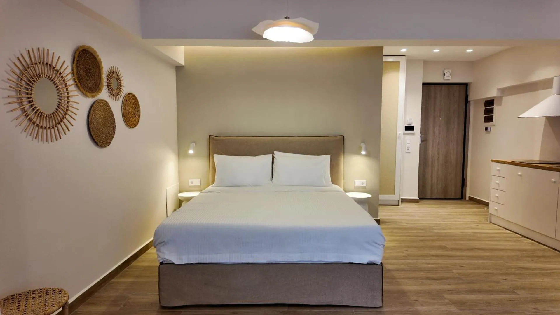 Bed in Euphoria Apartments Monastiraki